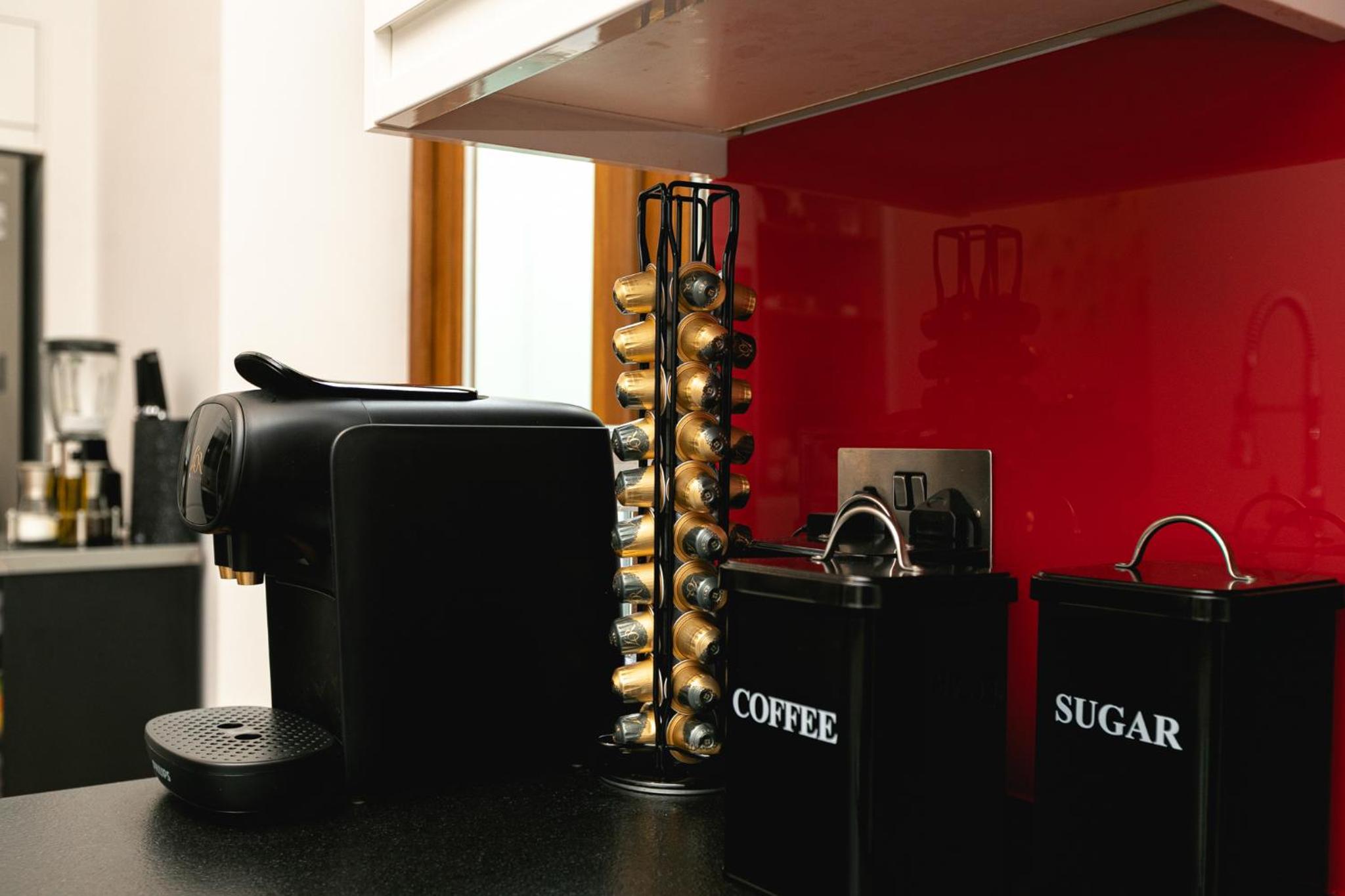 დ Luxury Chelsea Duplex - Sleeps 10 დ