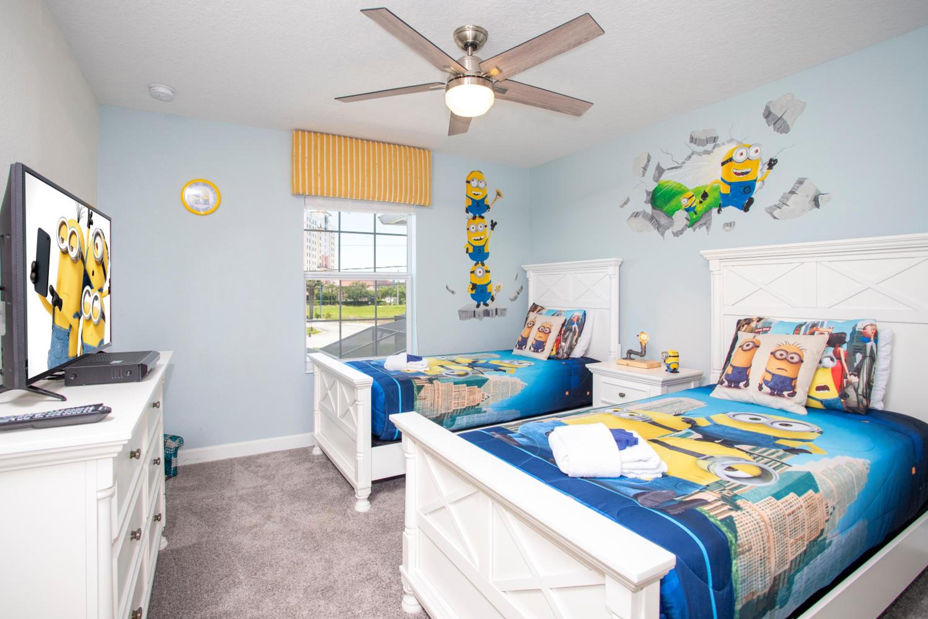 Ravishing Four Bd w/ Pool Close to Disney 4947