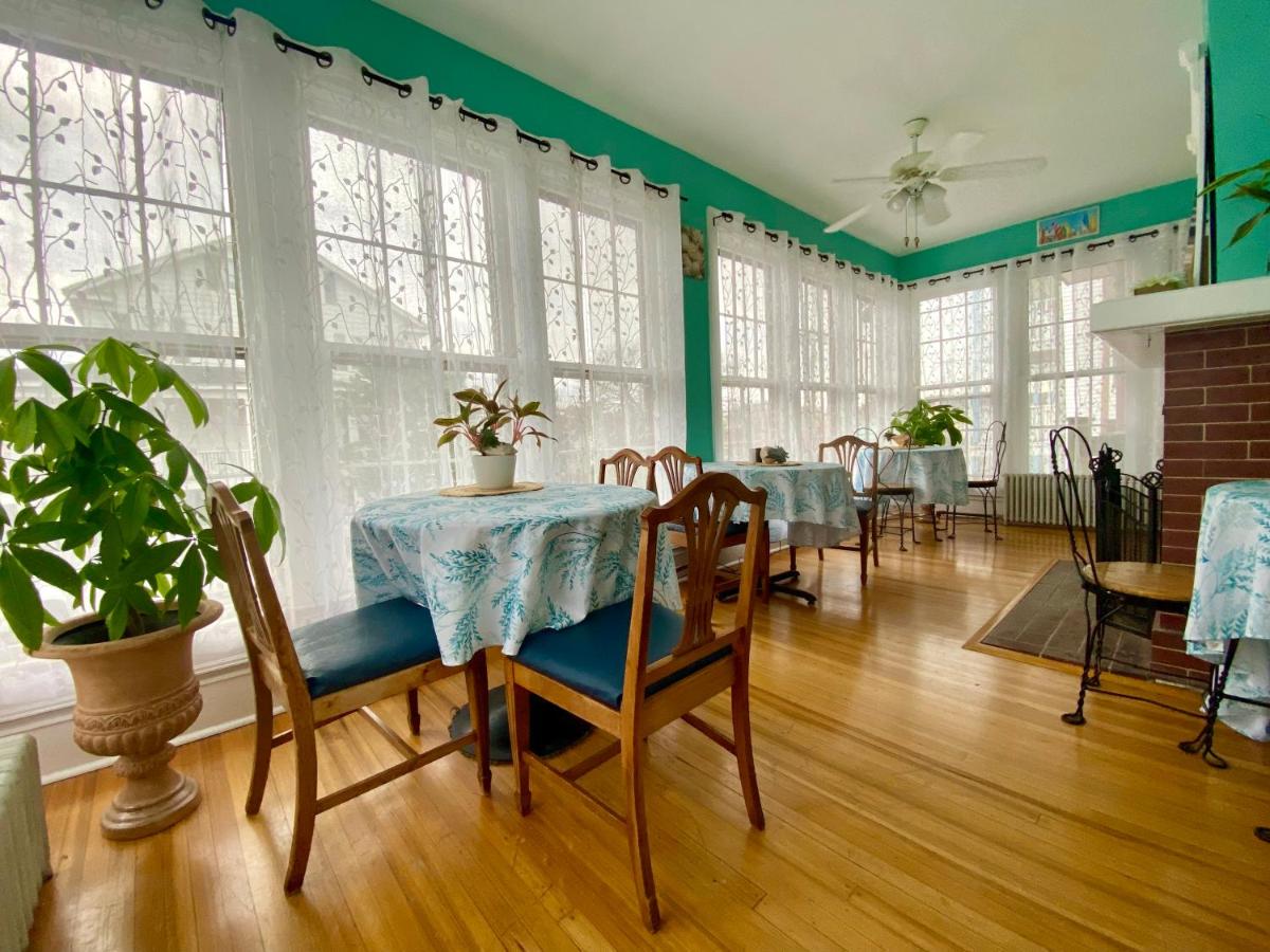 Atlantic House Bed & Breakfast