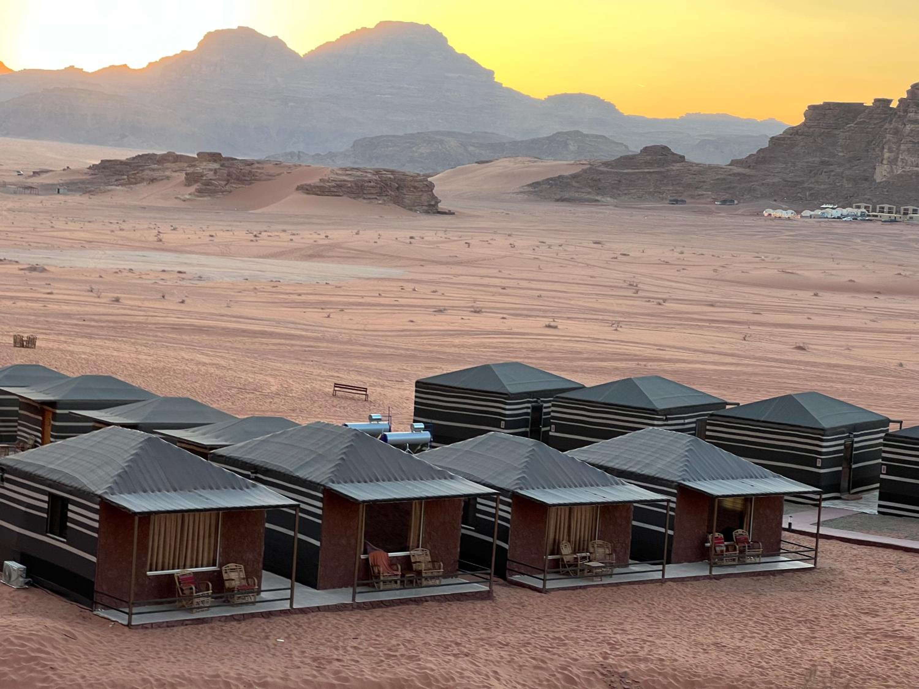 Wadi rum eagle Luxury camp