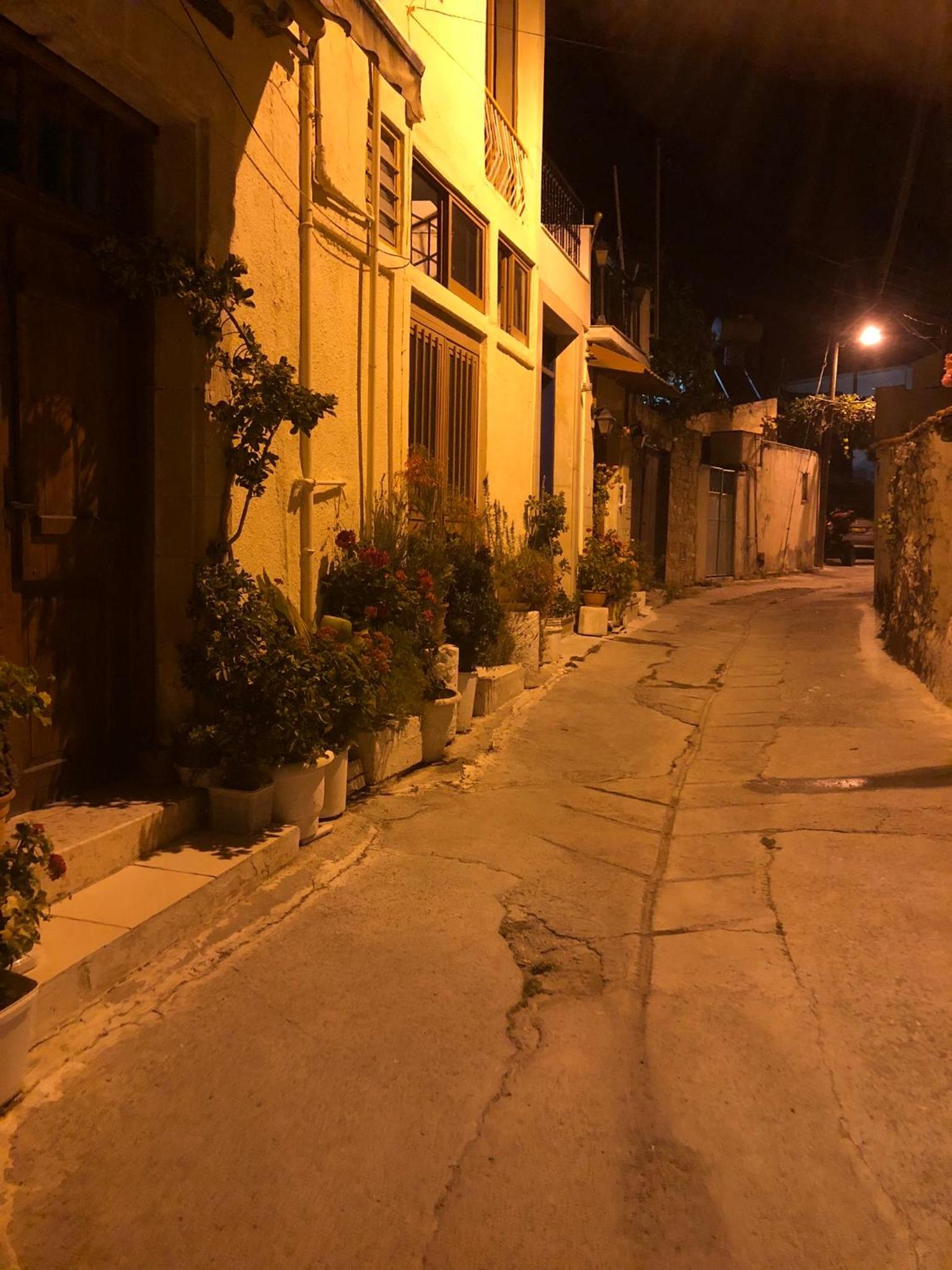 Omodos vintage houses