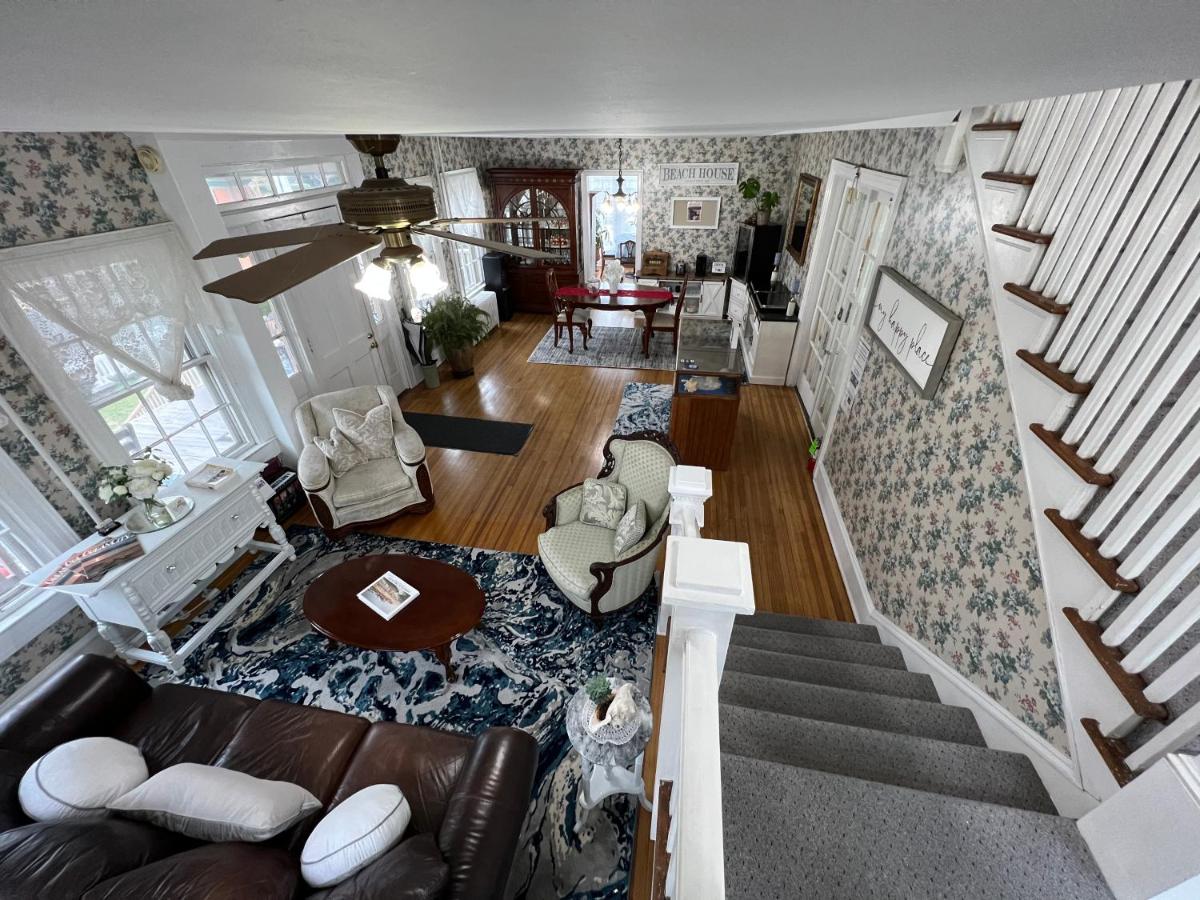 Atlantic House Bed & Breakfast