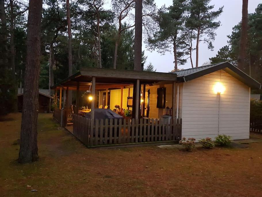 Mooi chalet met grote tuin op een 4 sterren park. view 4