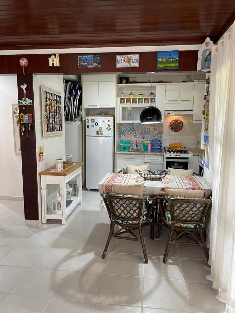 Linda Casa Condomínio Maresias