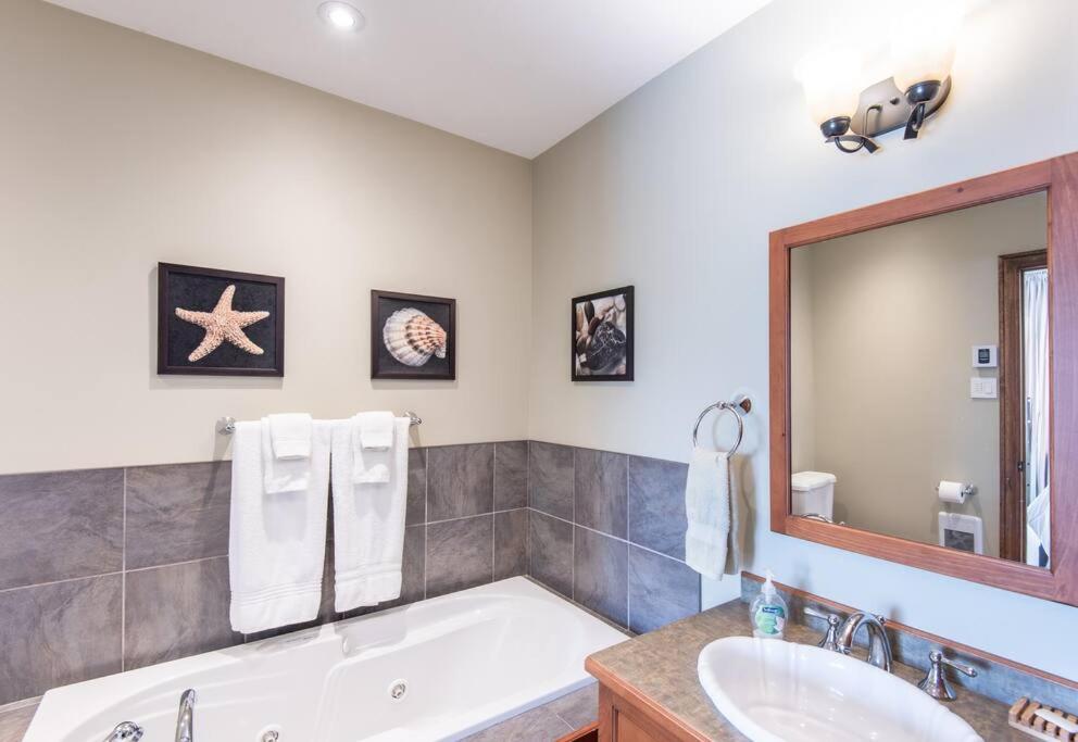 Condo on Golf near Bike Trail w/ 2 Bdrm 2 Bath