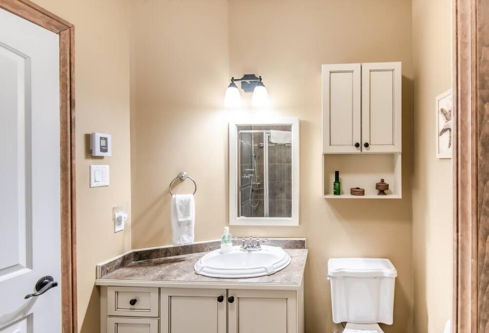 Condo on Golf near Bike Trail w/ 2 Bdrm 2 Bath