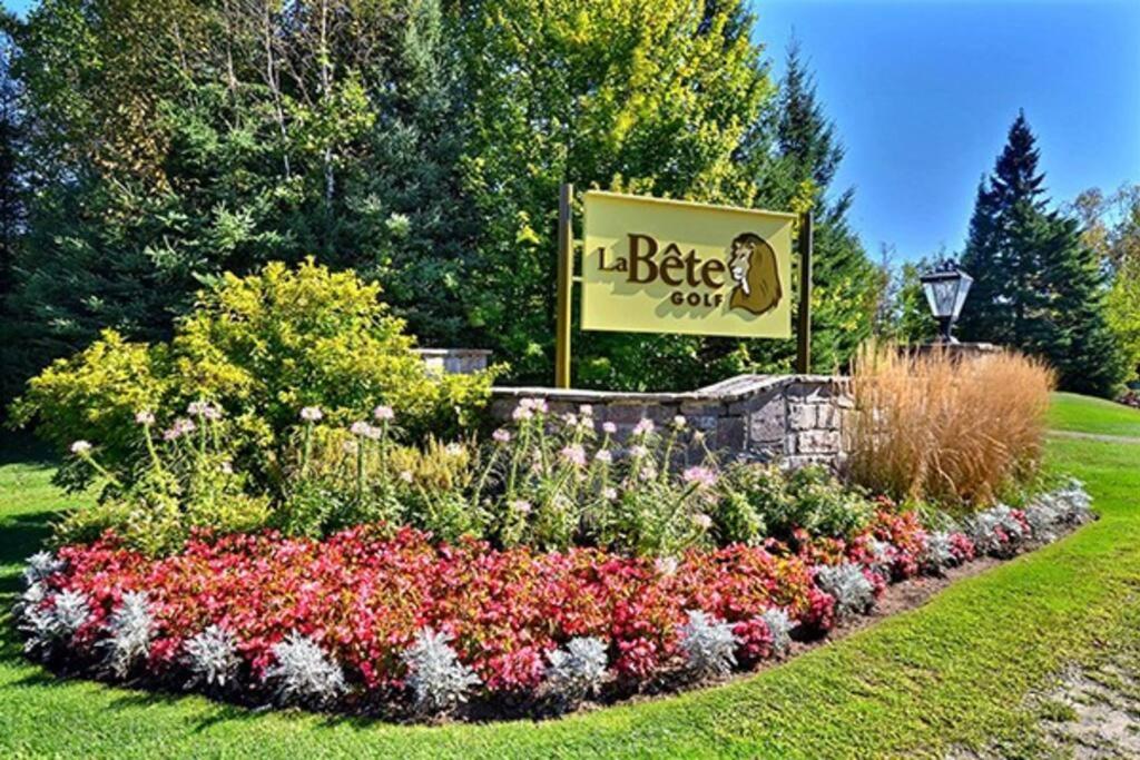 Condo on Golf near Bike Trail w/ 2 Bdrm 2 Bath
