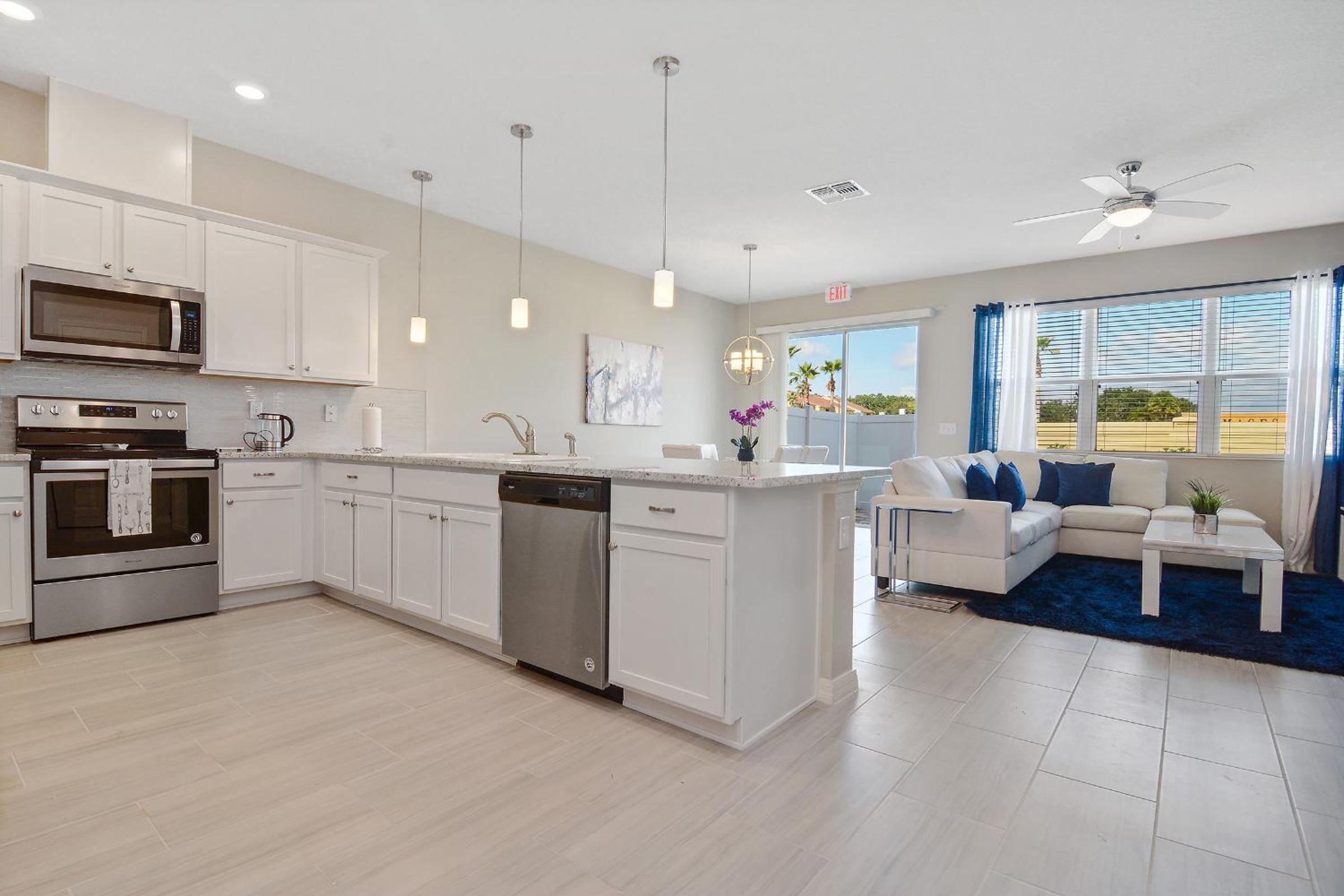 Family Friendly Four Bedrooms 5145