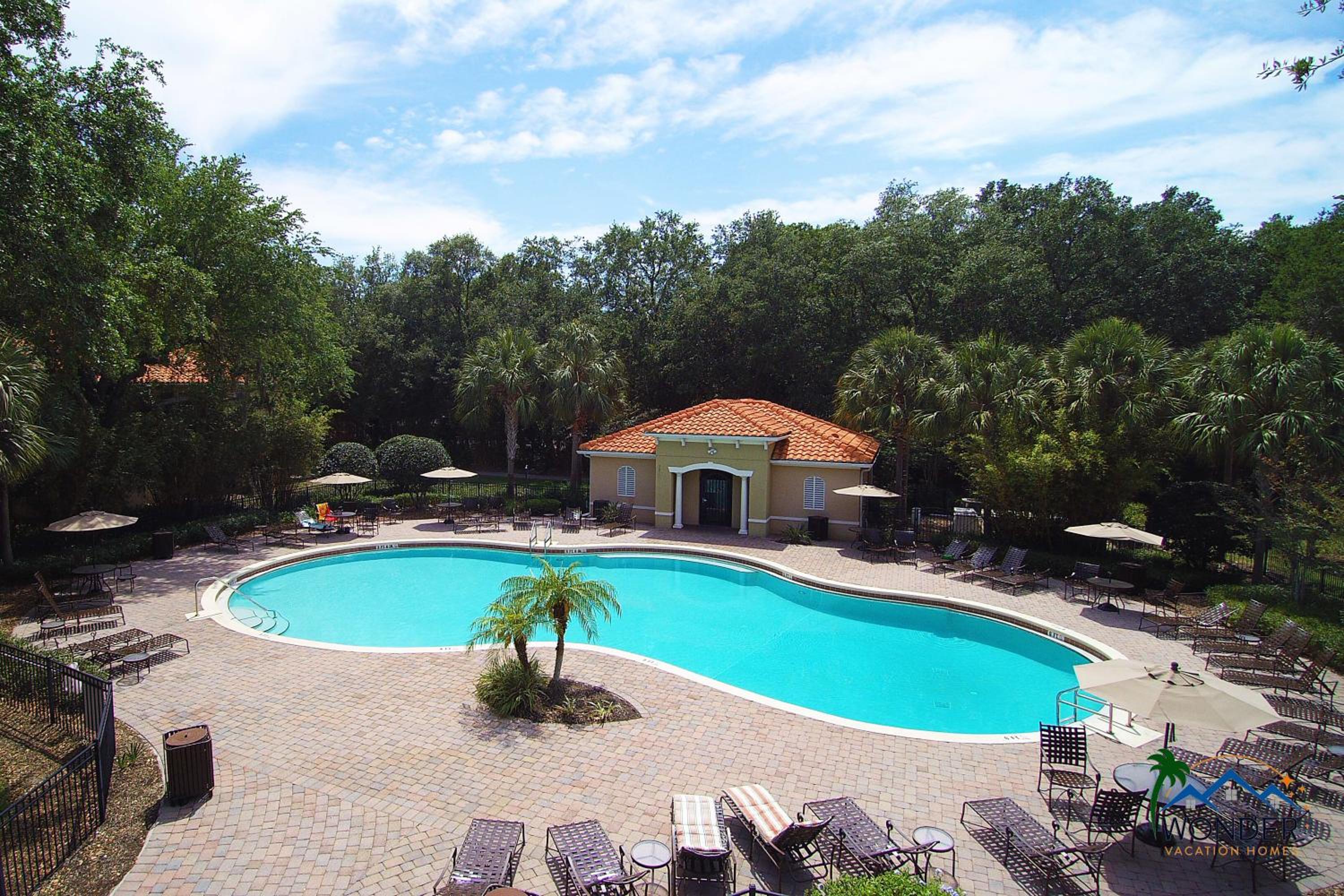 Family Friendly Four Bedrooms 5145
