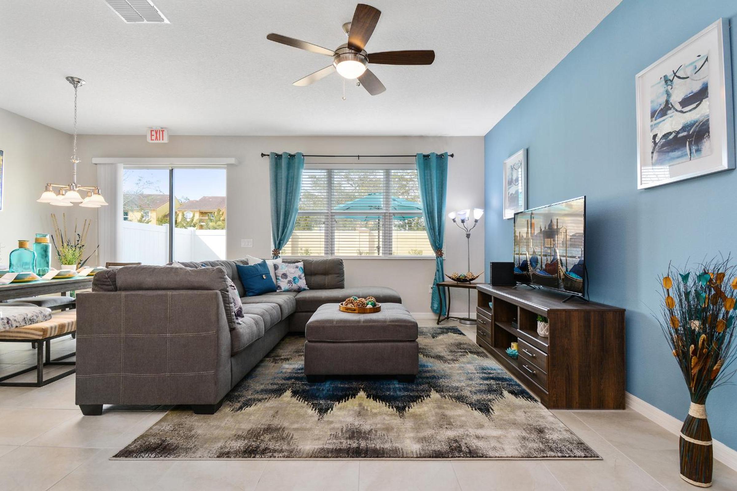 Four Bedrooms TownHome 5161 view 5
