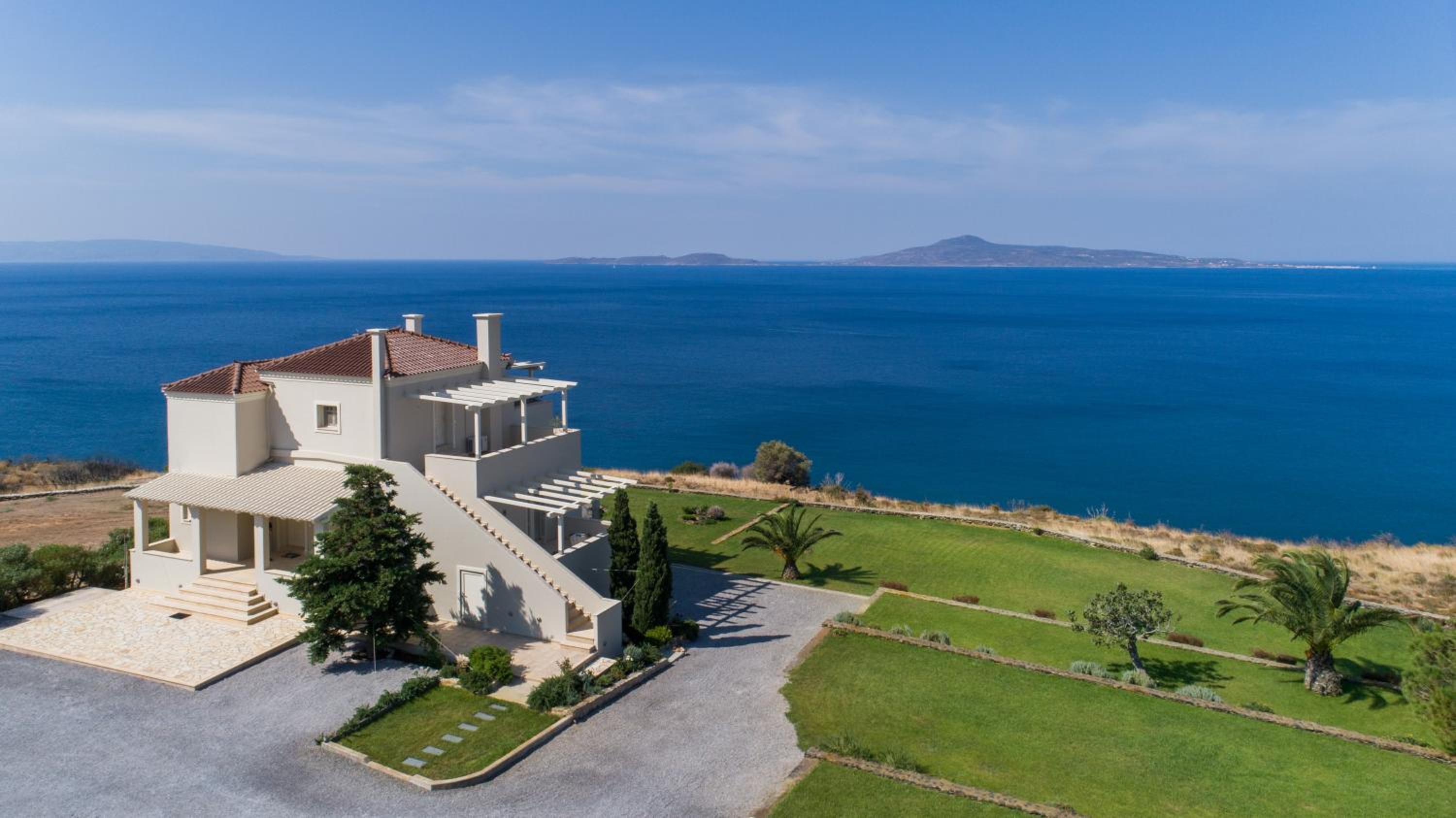 Villa Itis Superb Residence with Balcony & Panoramic View