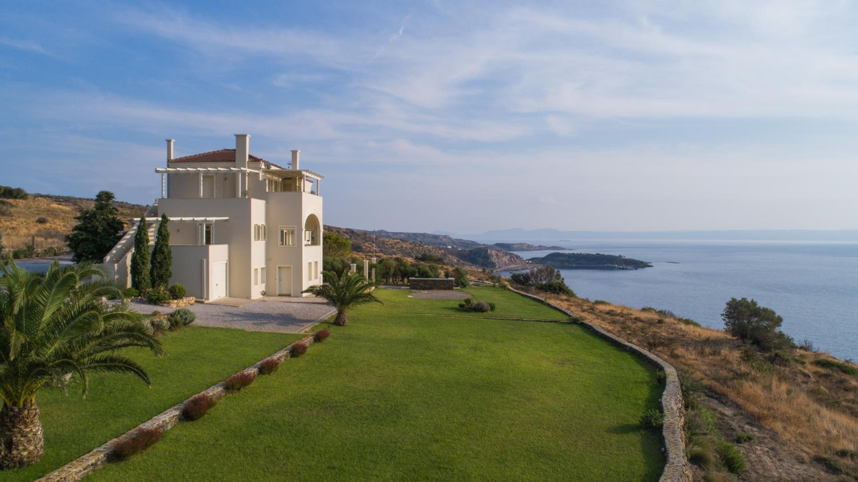 Villa Itis Superb Residence with Balcony & Panoramic View
