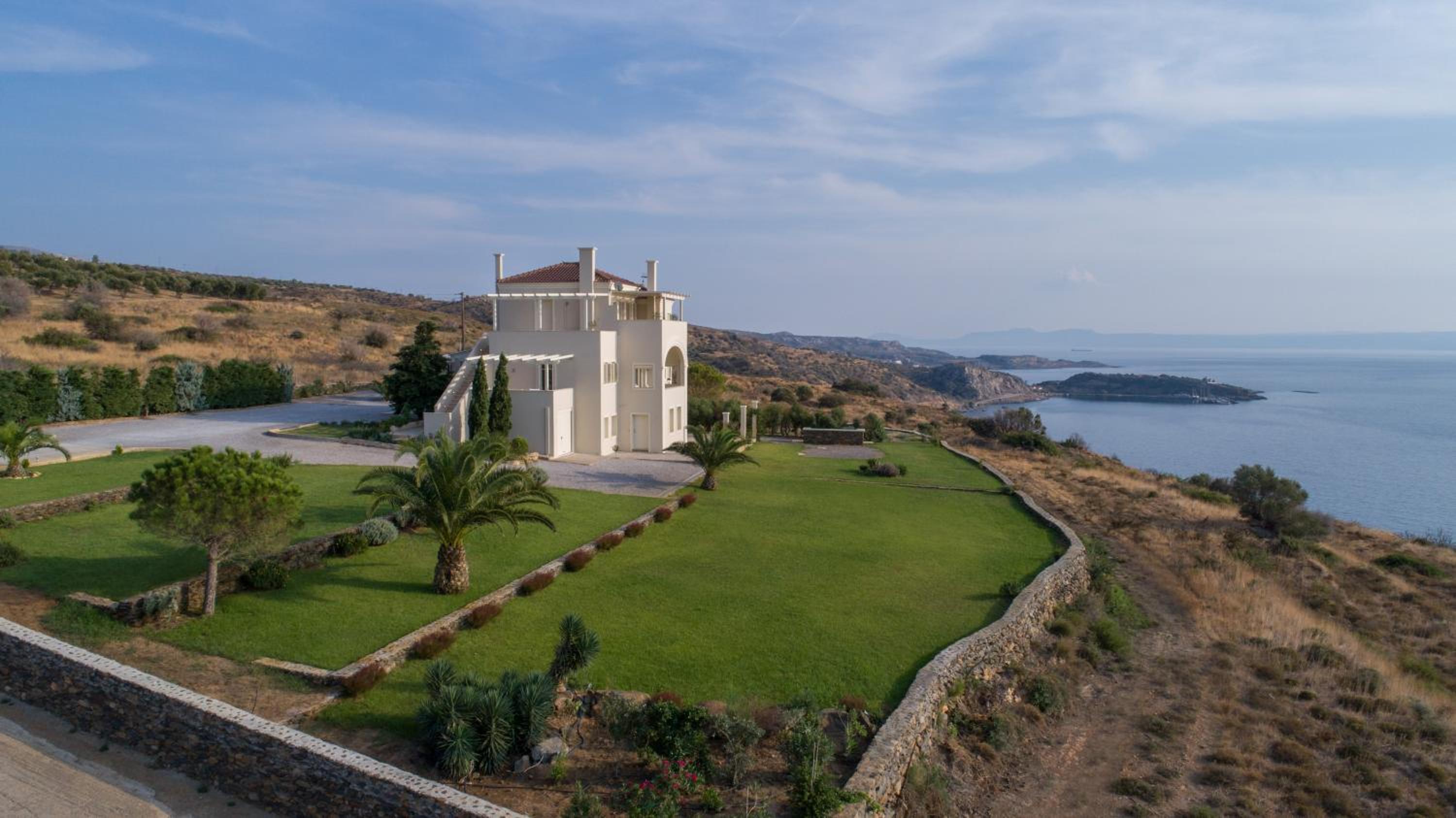 Villa Itis Superb Residence with Balcony & Panoramic View