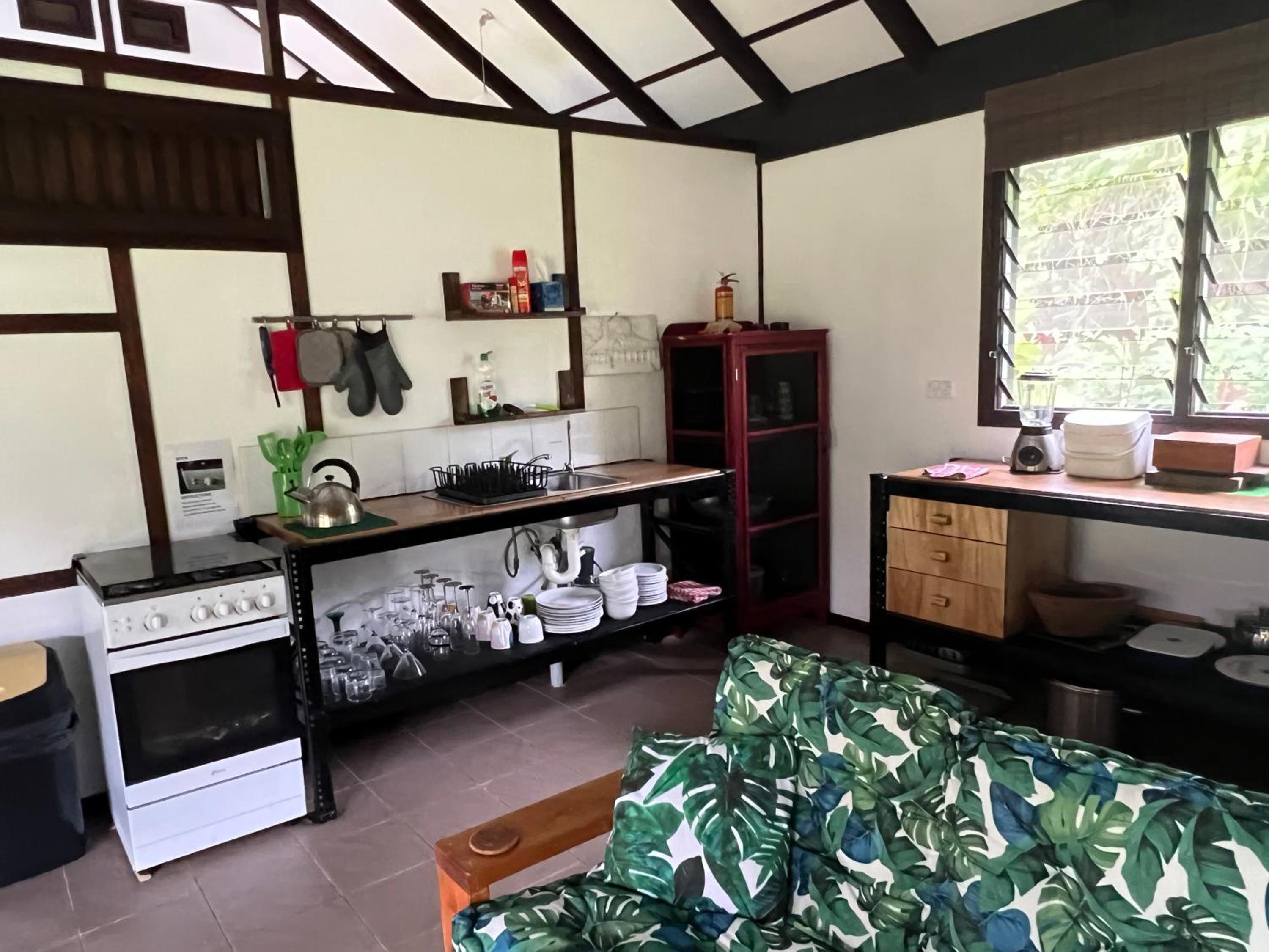 Island View Cottages
