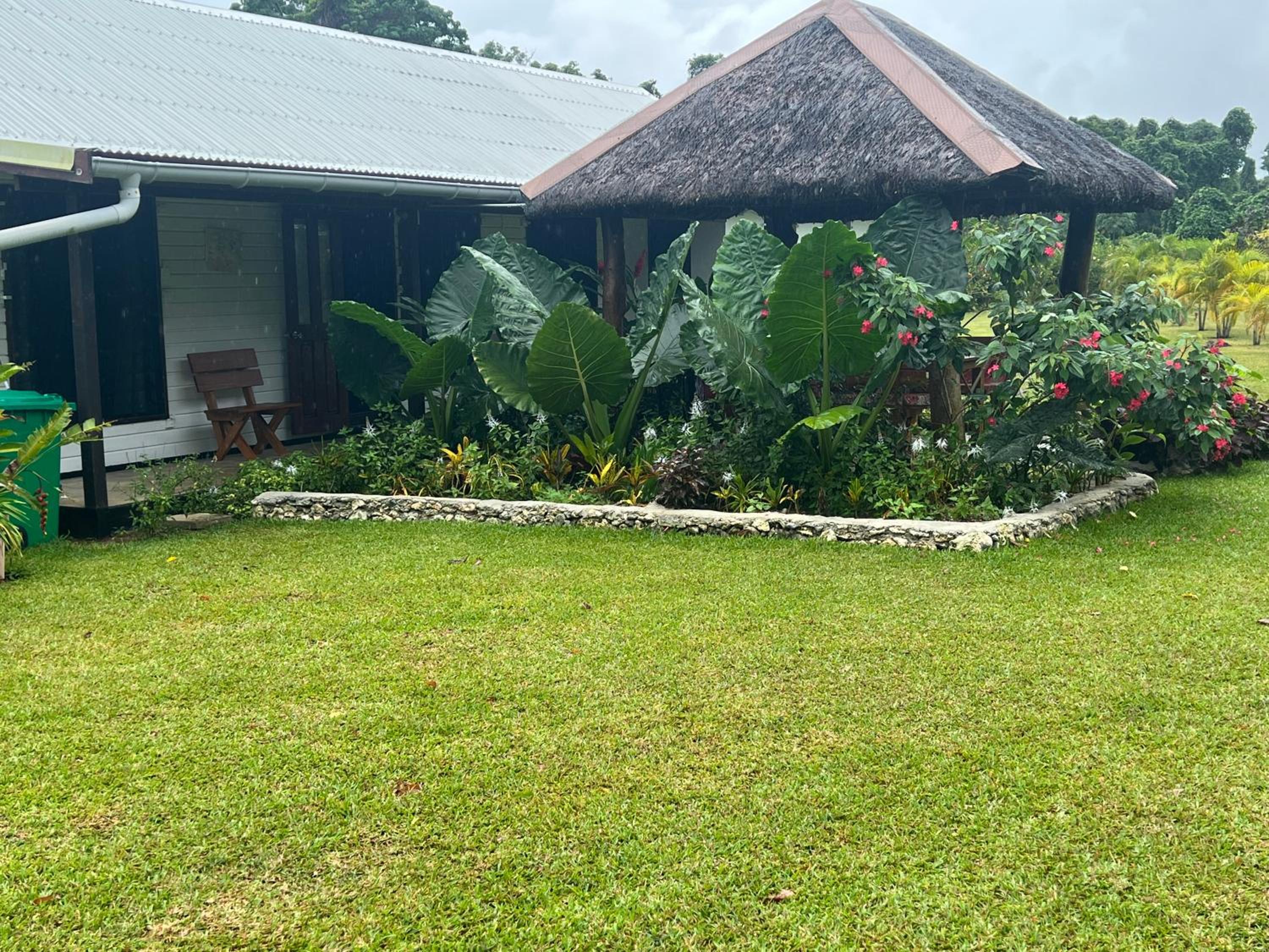 Island View Cottages