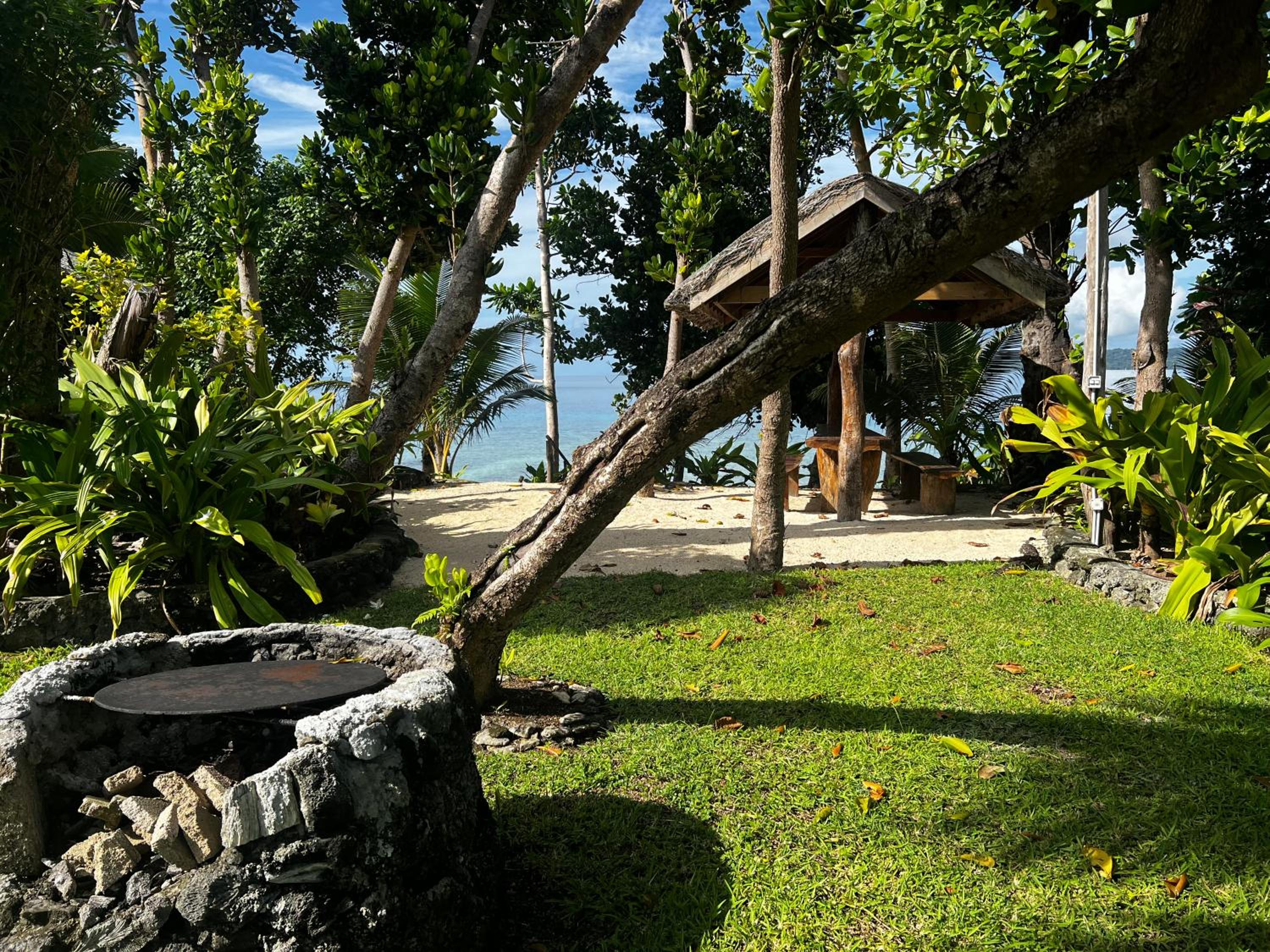 Island View Cottages