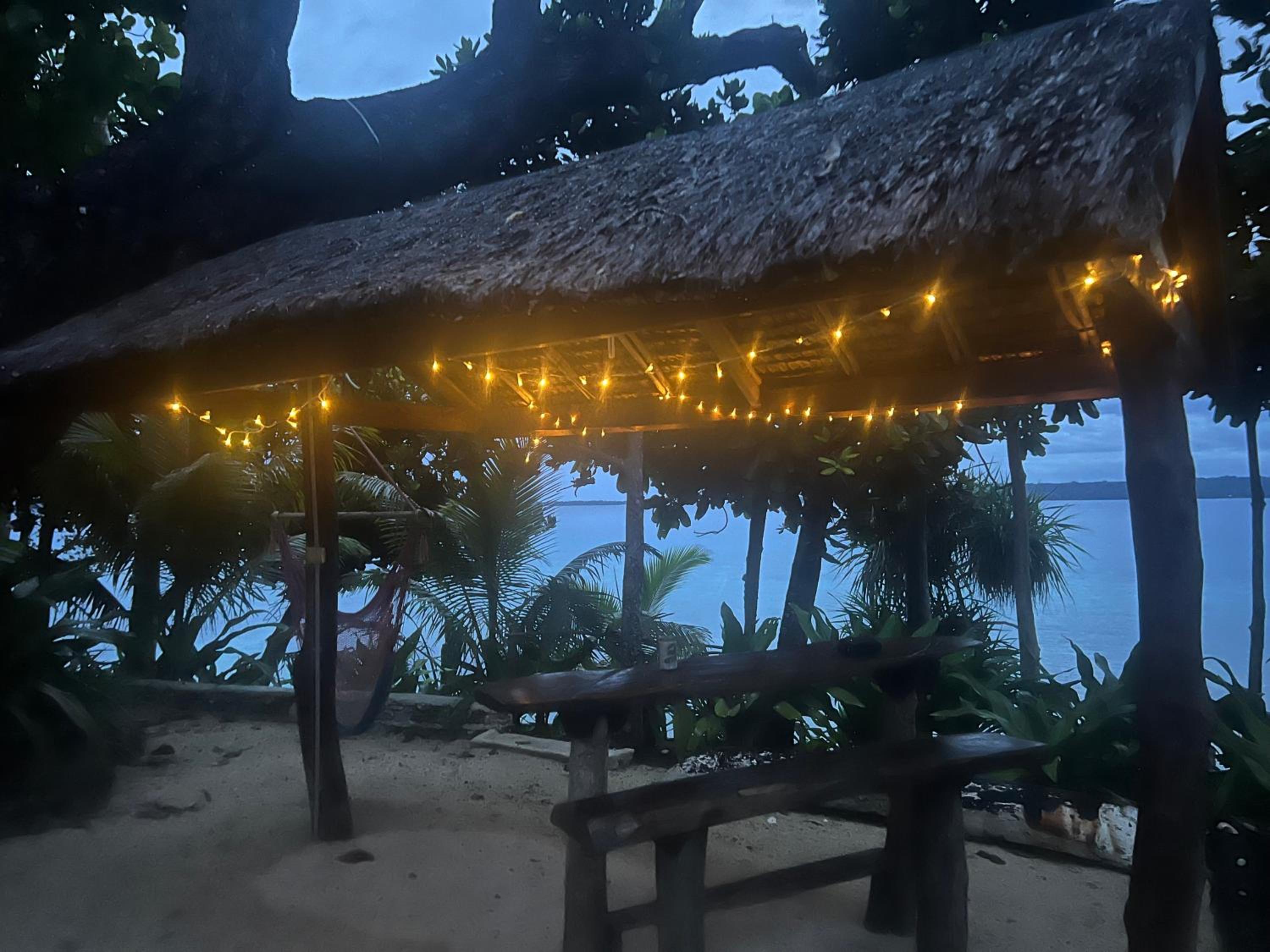 Island View Cottages