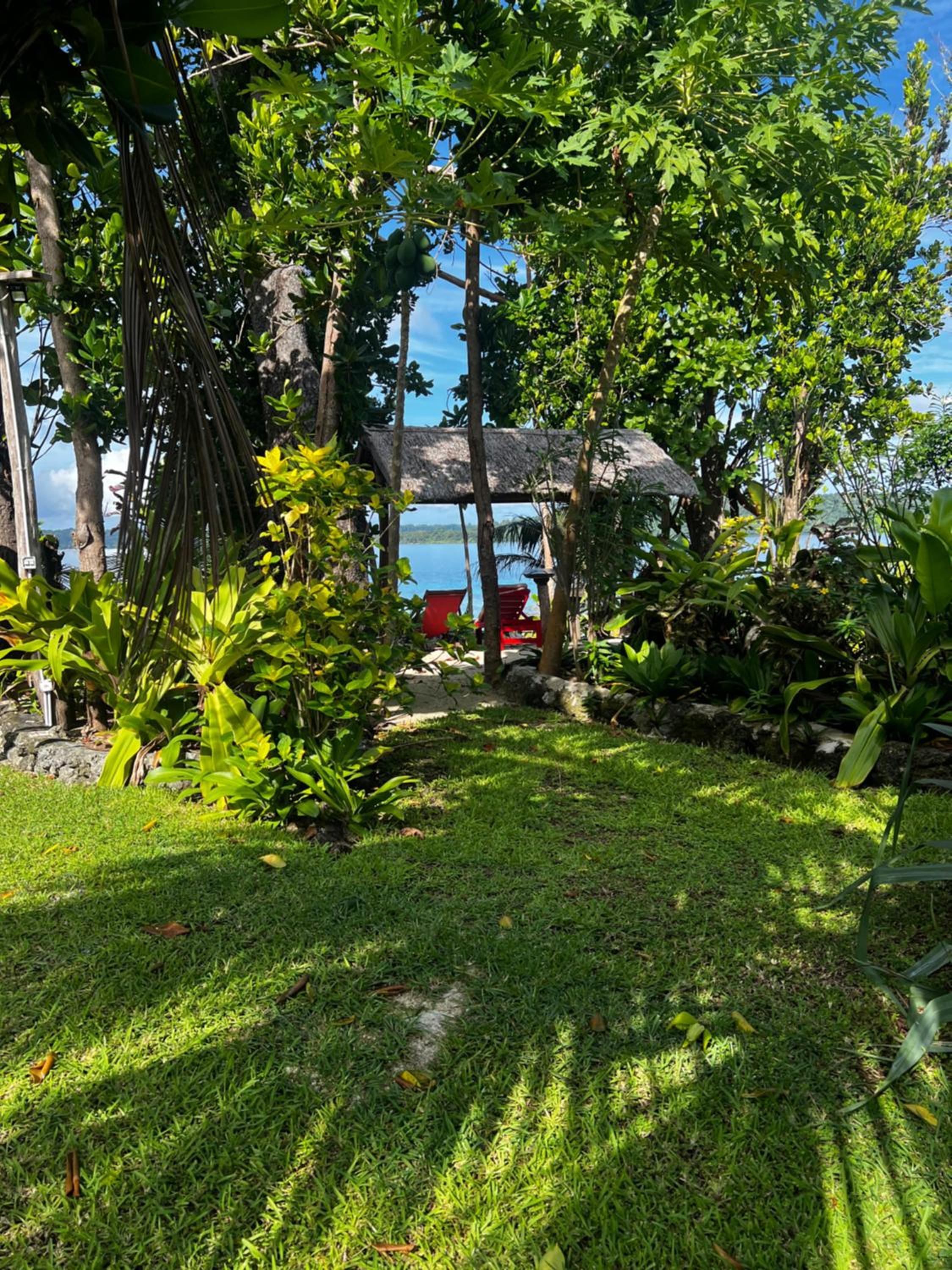 Island View Cottages