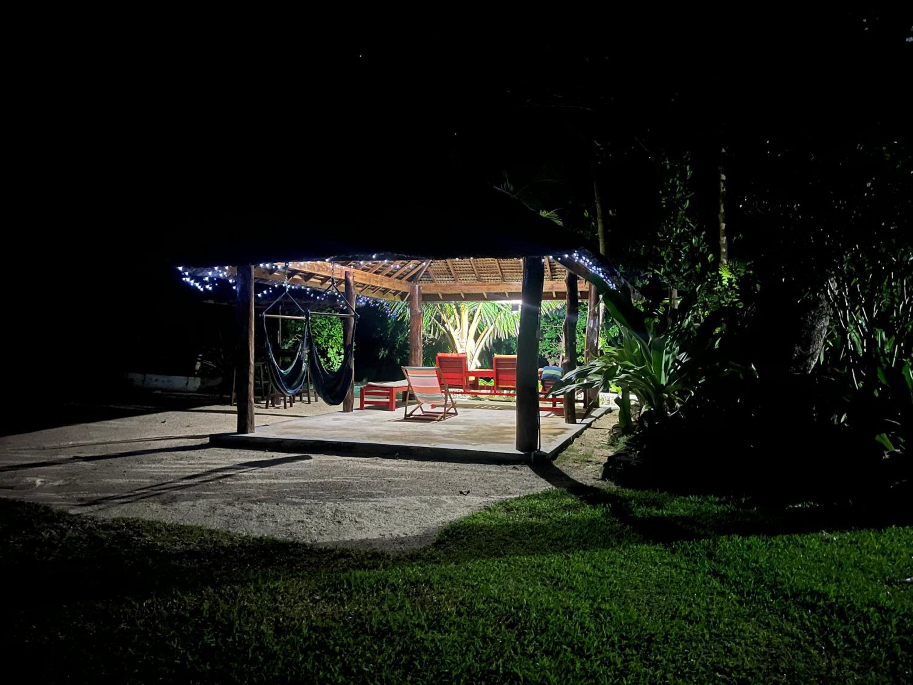 Island View Cottages