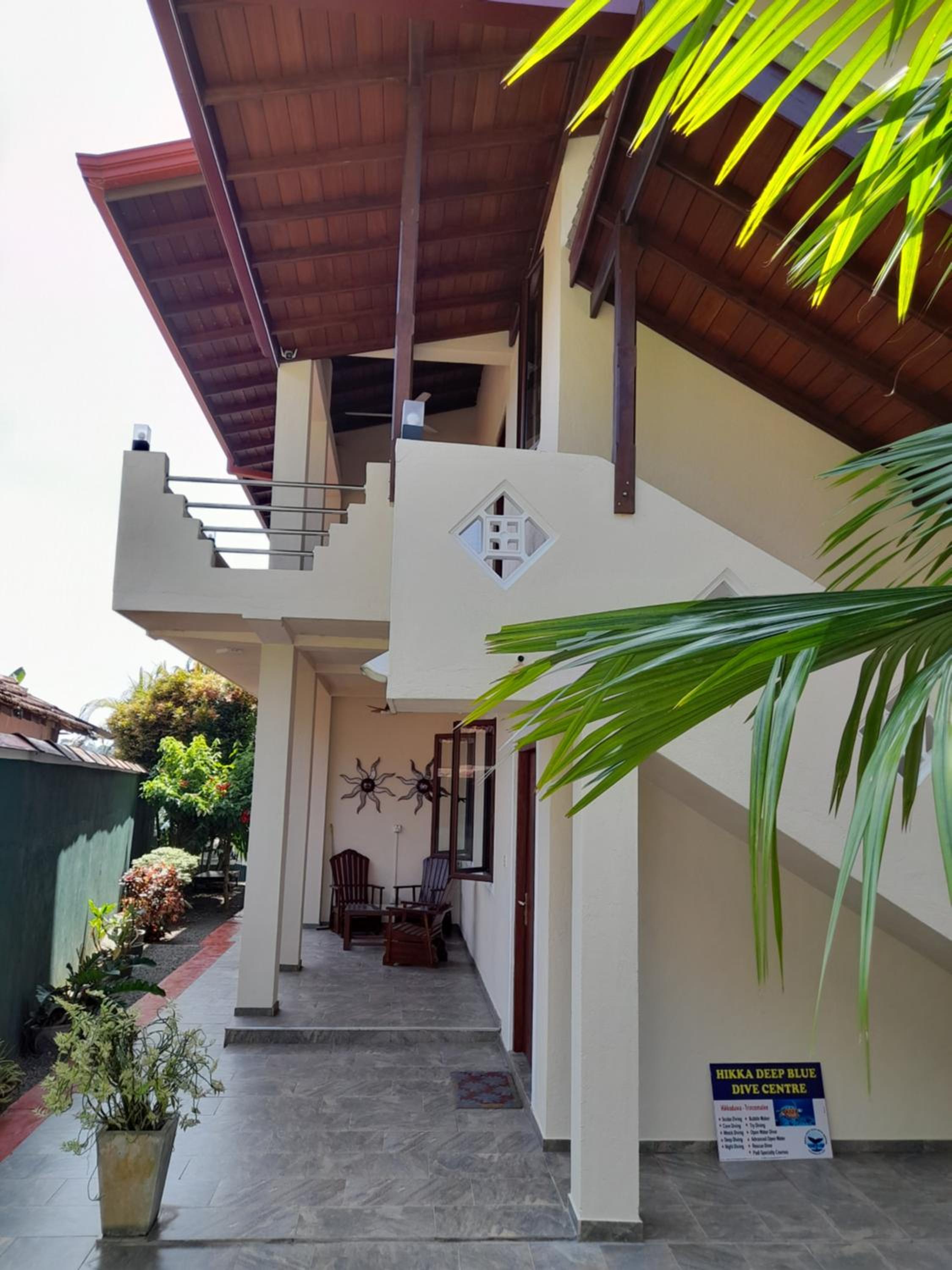 SLG Villa Hikkaduwa view 5