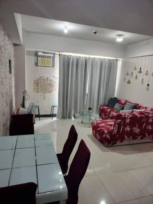 Cubao Manhattan Heights, Unit 8BC Tower B, 1 BR view 3