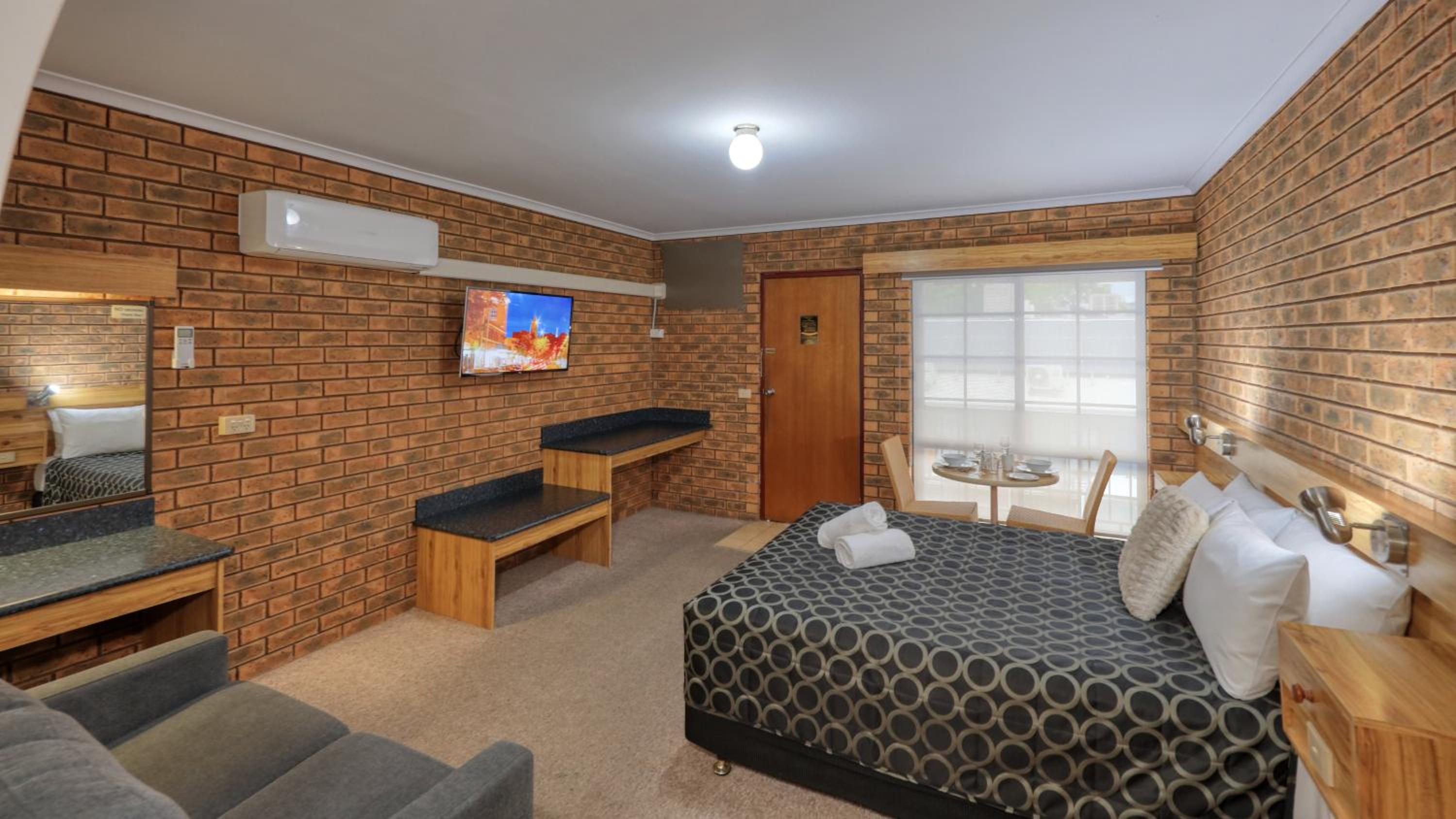 The Cottage Motor Inn Albury CBD