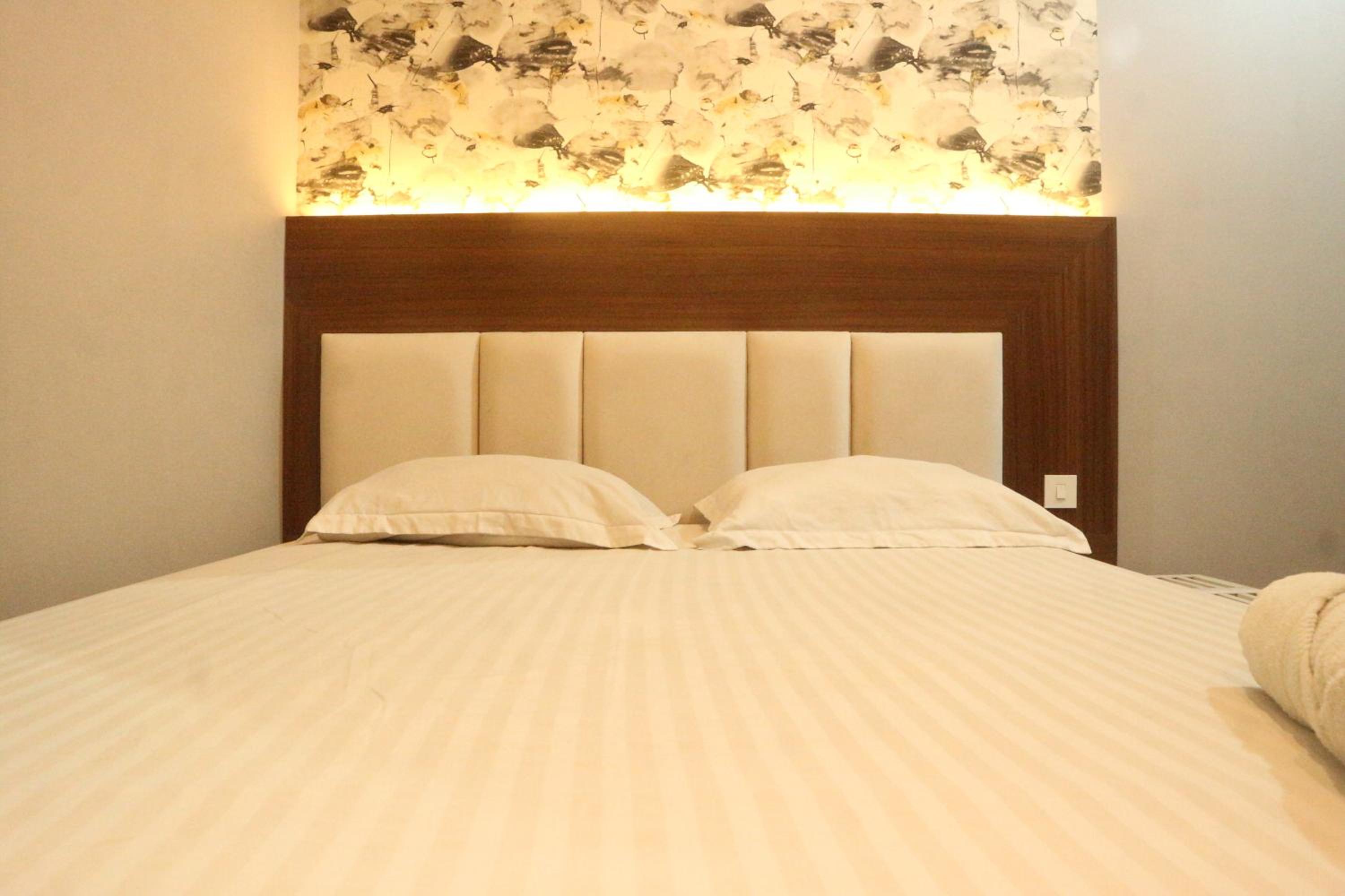 Apartemen The Springlake Summarecon by Cheapinn view 4