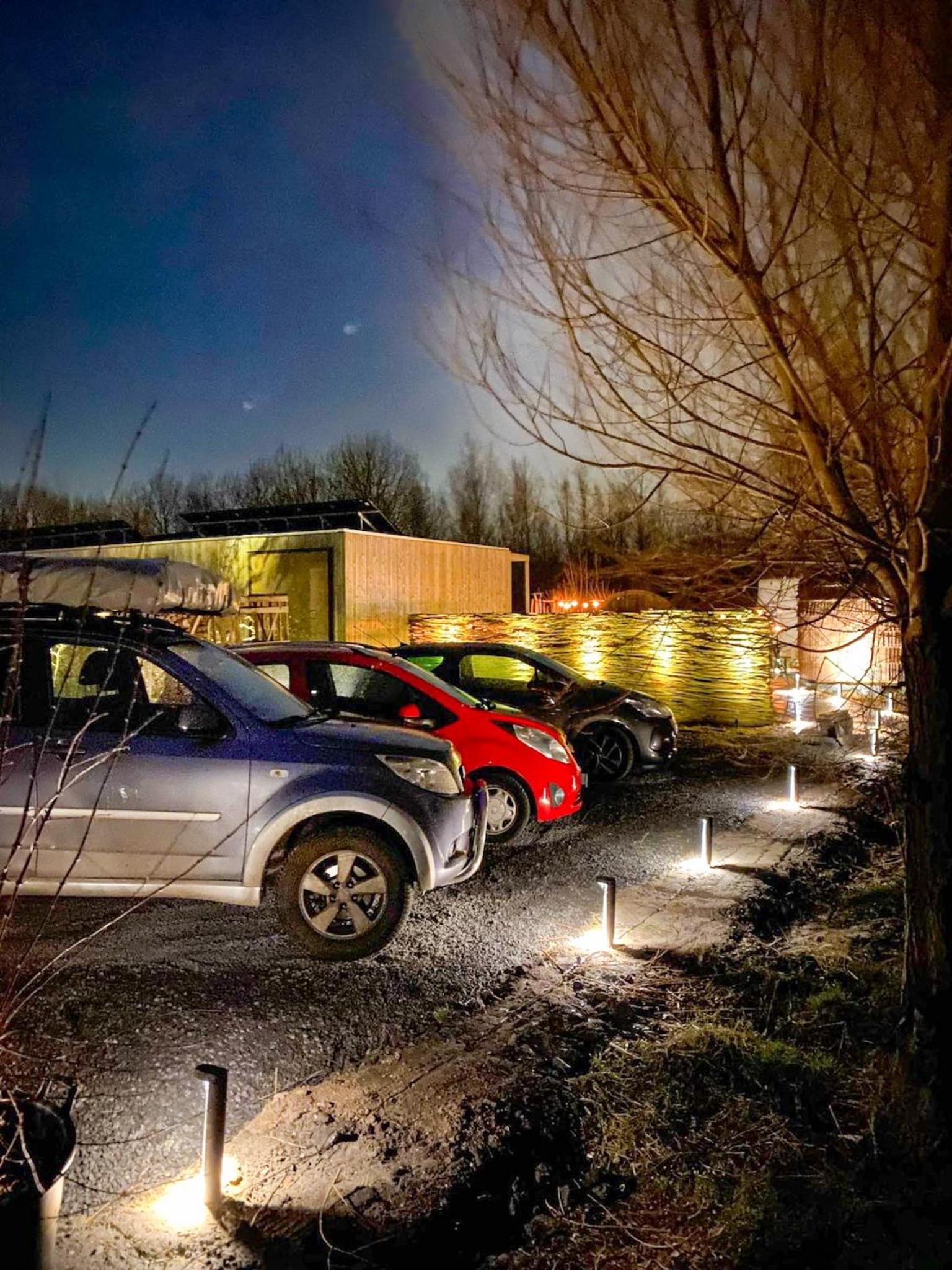Bed & Wellness Pigs and Pillows with private hottub and sauna and tandembike rental included in price near Amsterdam