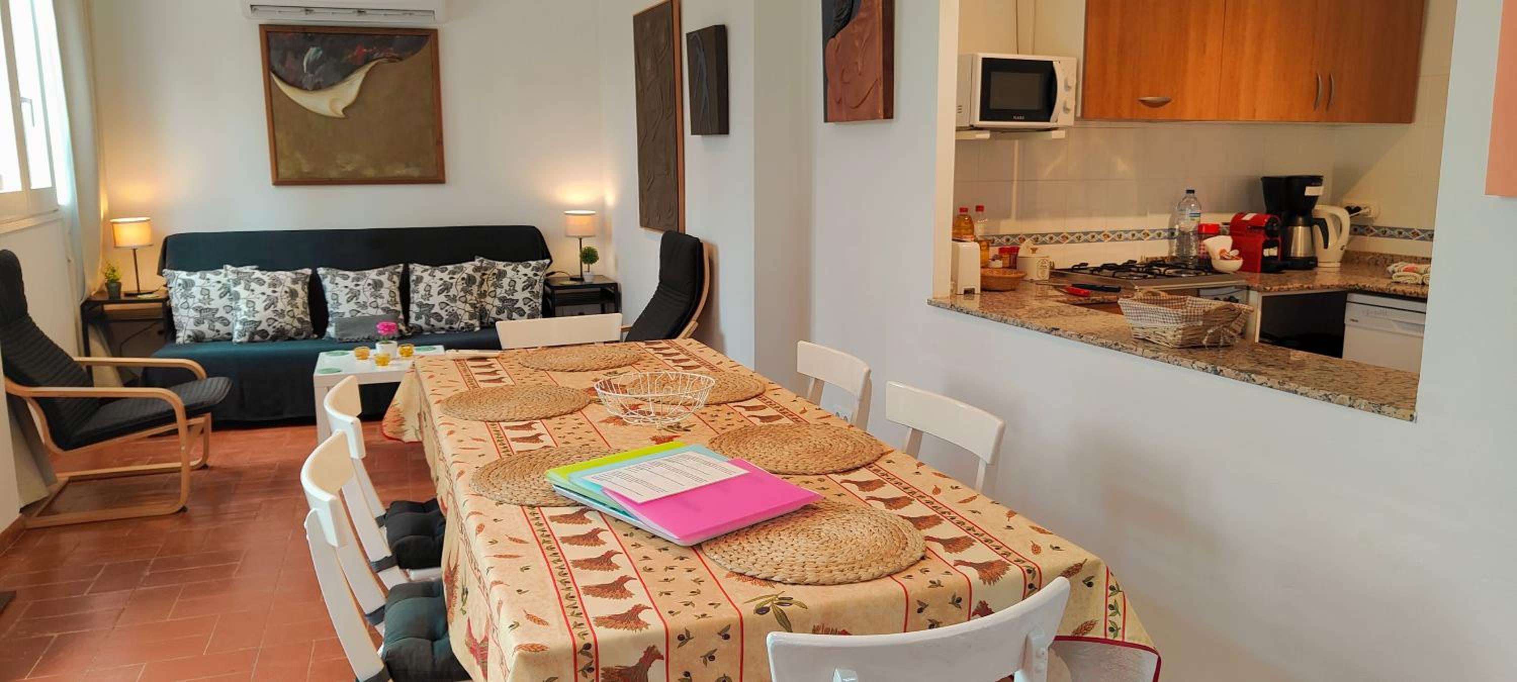 Casa con jardín a 40 metros de la playa. VR. view 4