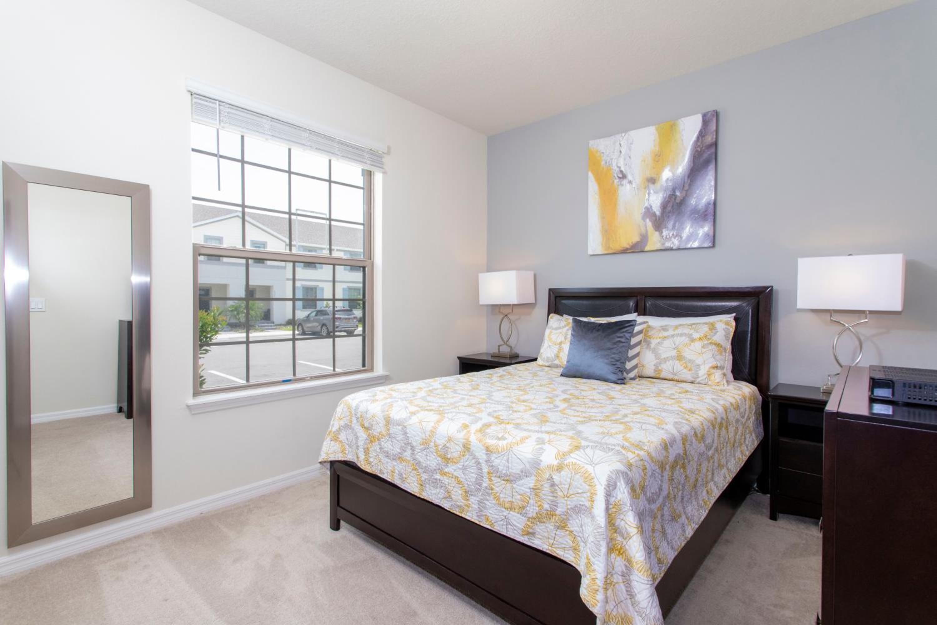 Splendid 5 Bd w/ Pool @ Windsor Westside 8921