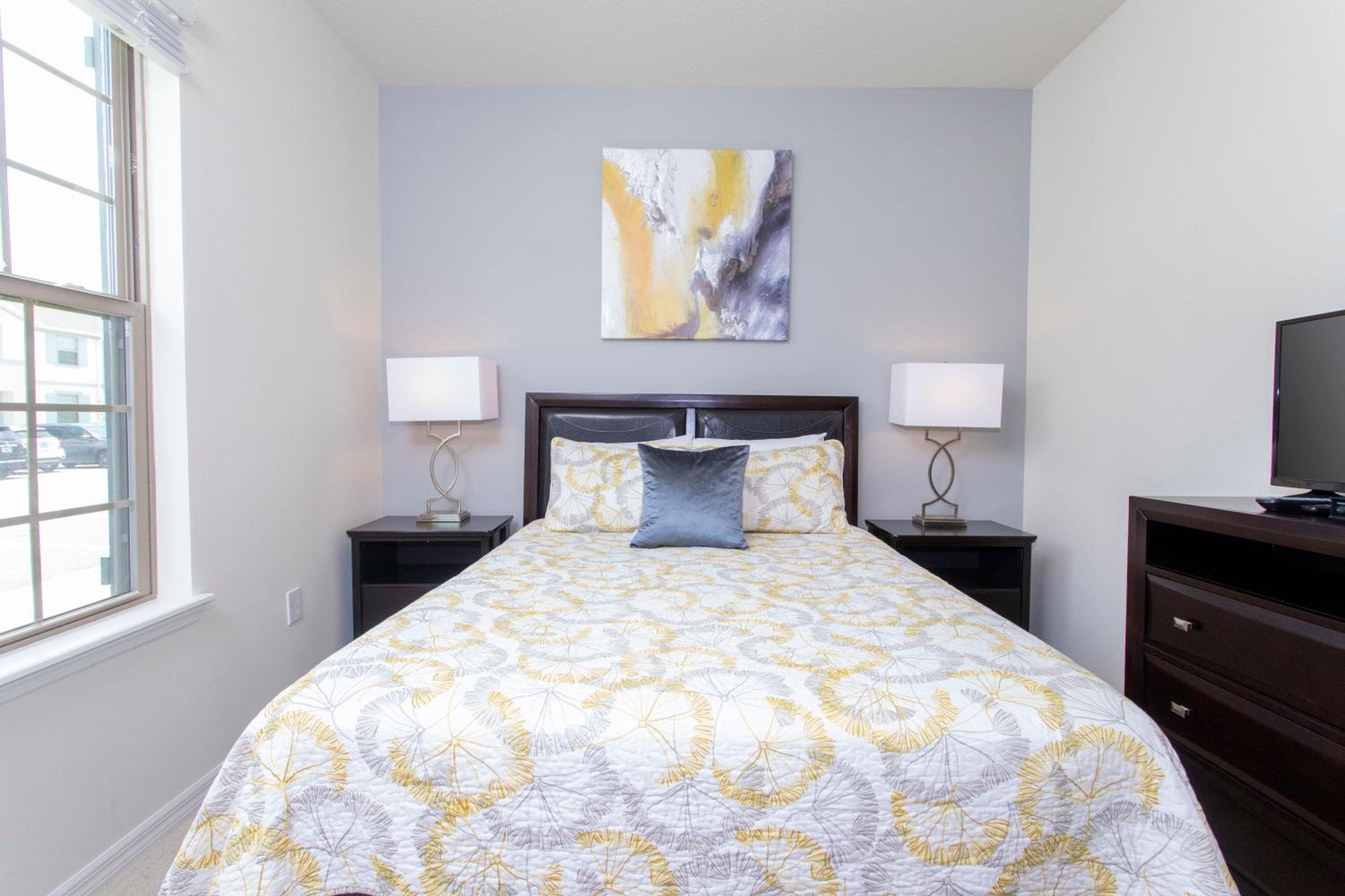 Splendid 5 Bd w/ Pool @ Windsor Westside 8921