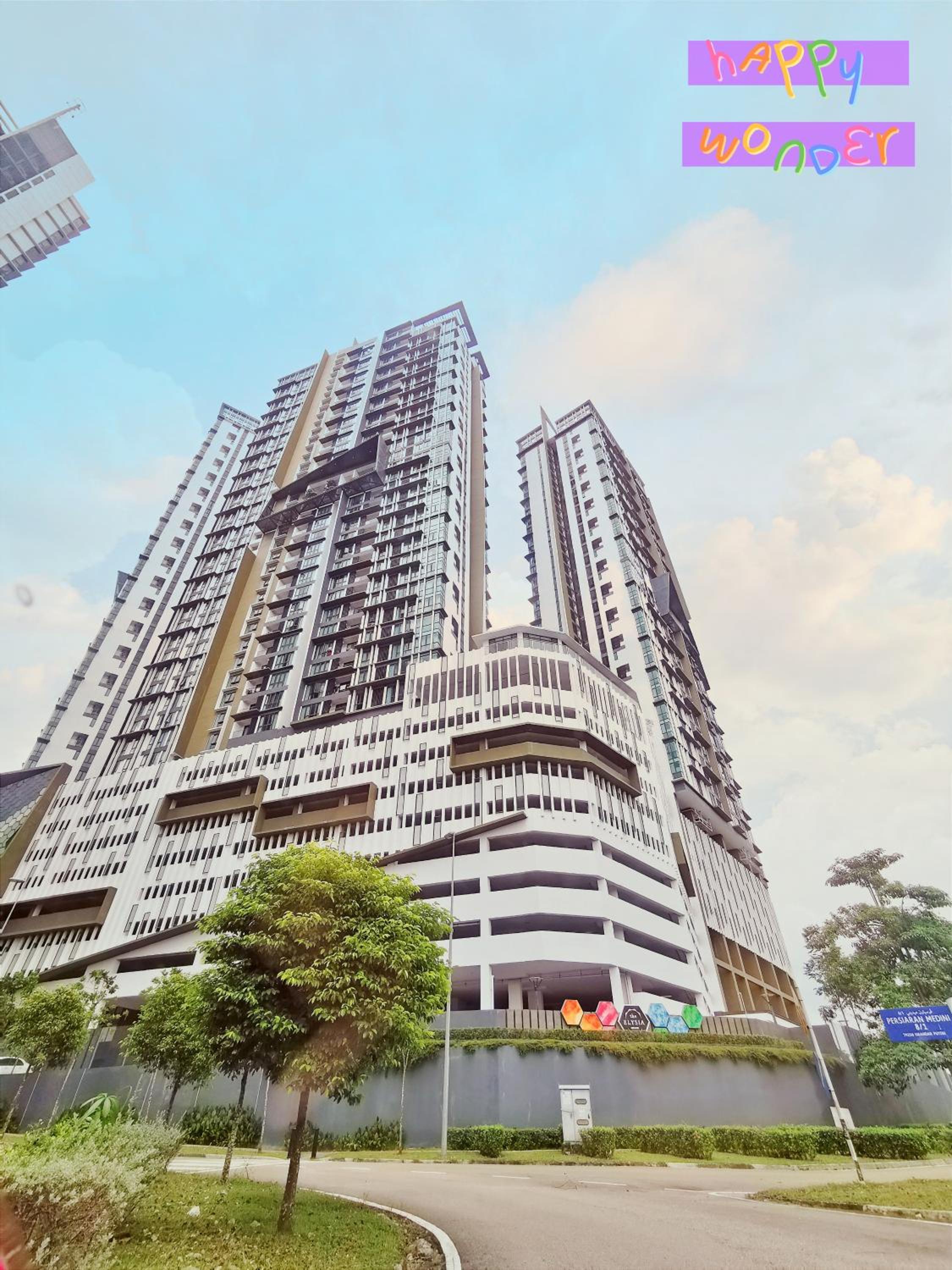 Legoland-Joyful Hero 3BR-10-12pax Near Ecobotanic Nice Pool city view