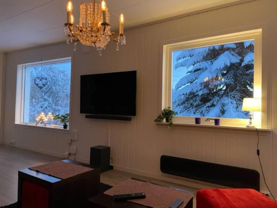 House with garage in central Lyngen view 5