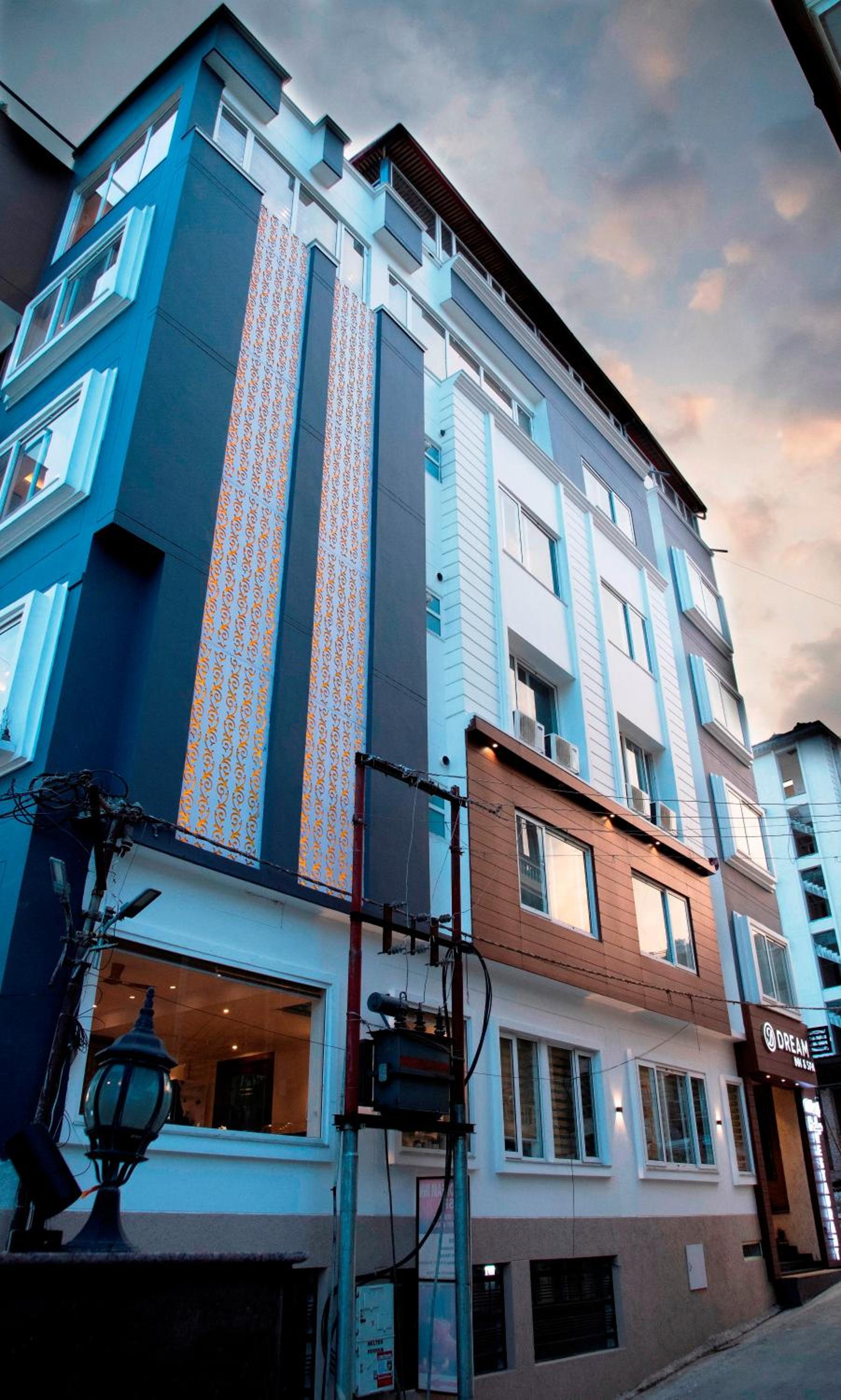 Hotel Dream Inn