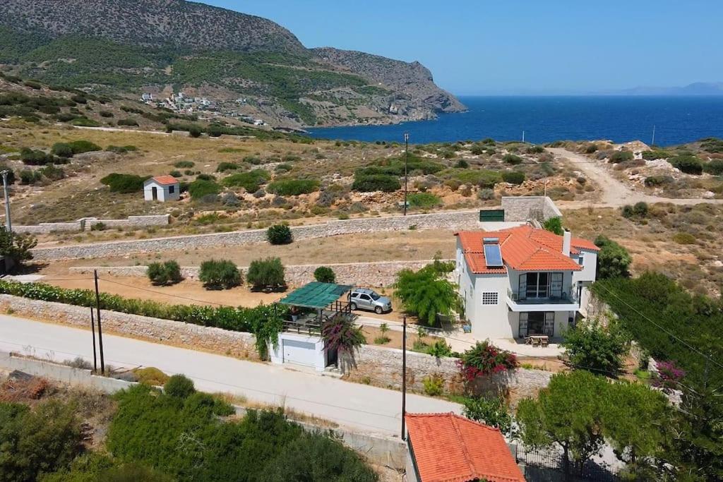 Villa Anemos
