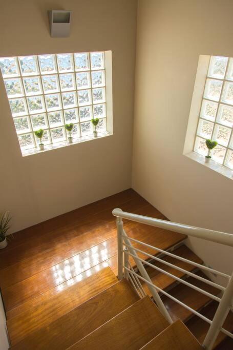 Villa Anemos
