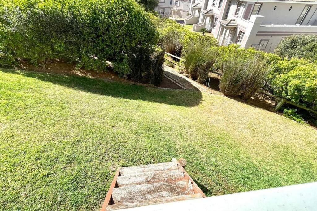 Luxury at Pinnacle Point - 3 Bedroom Villa view 2