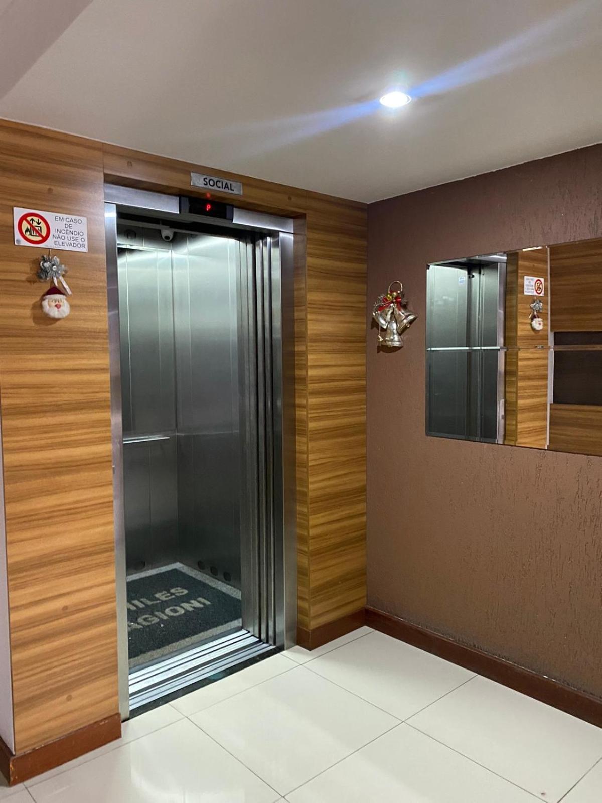 APARTAMENTO NA PRAIA DE ITAPARICA