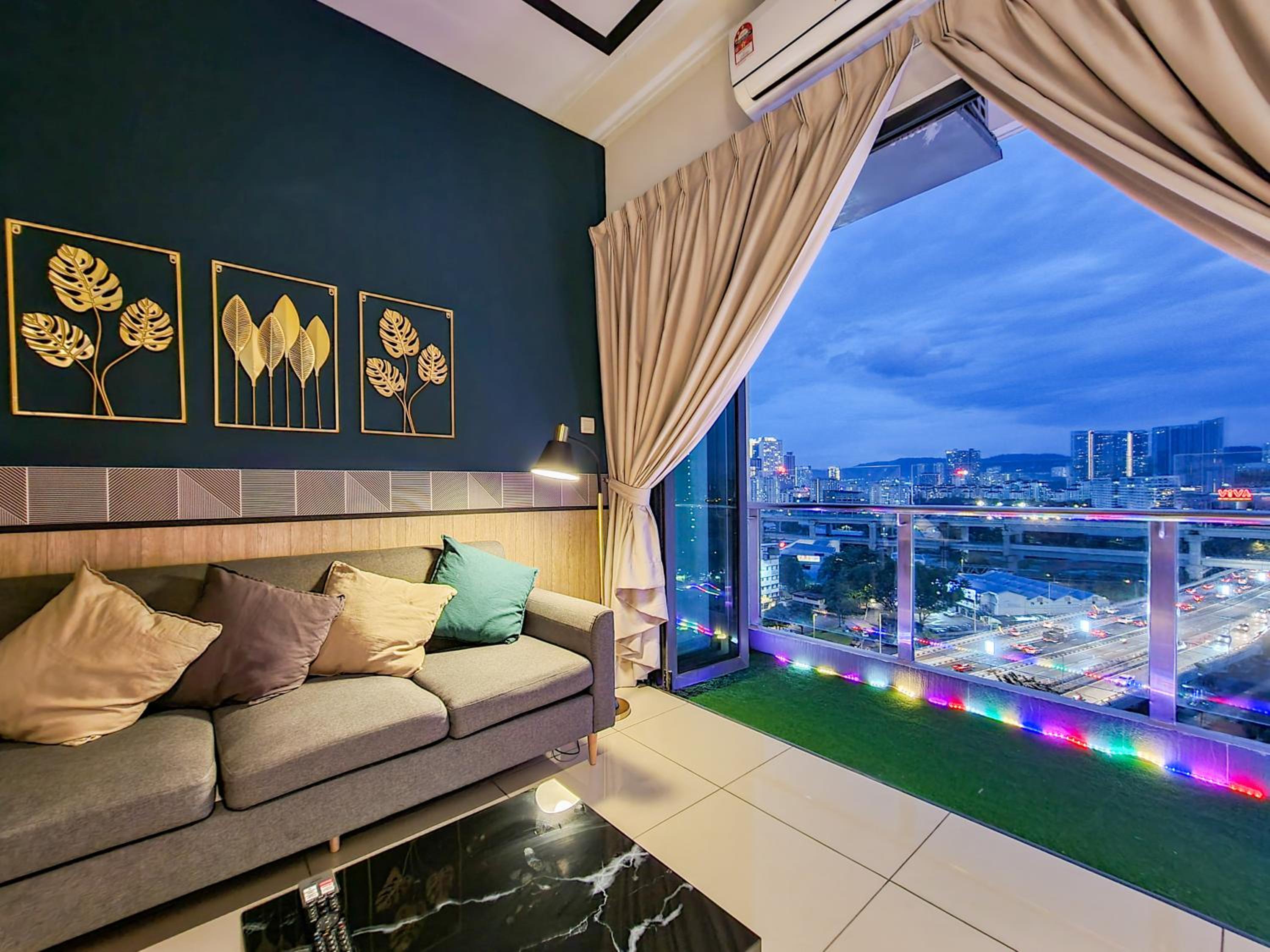 KL One Residence by Nest Home [Infinity Pool & KL Skyline]
