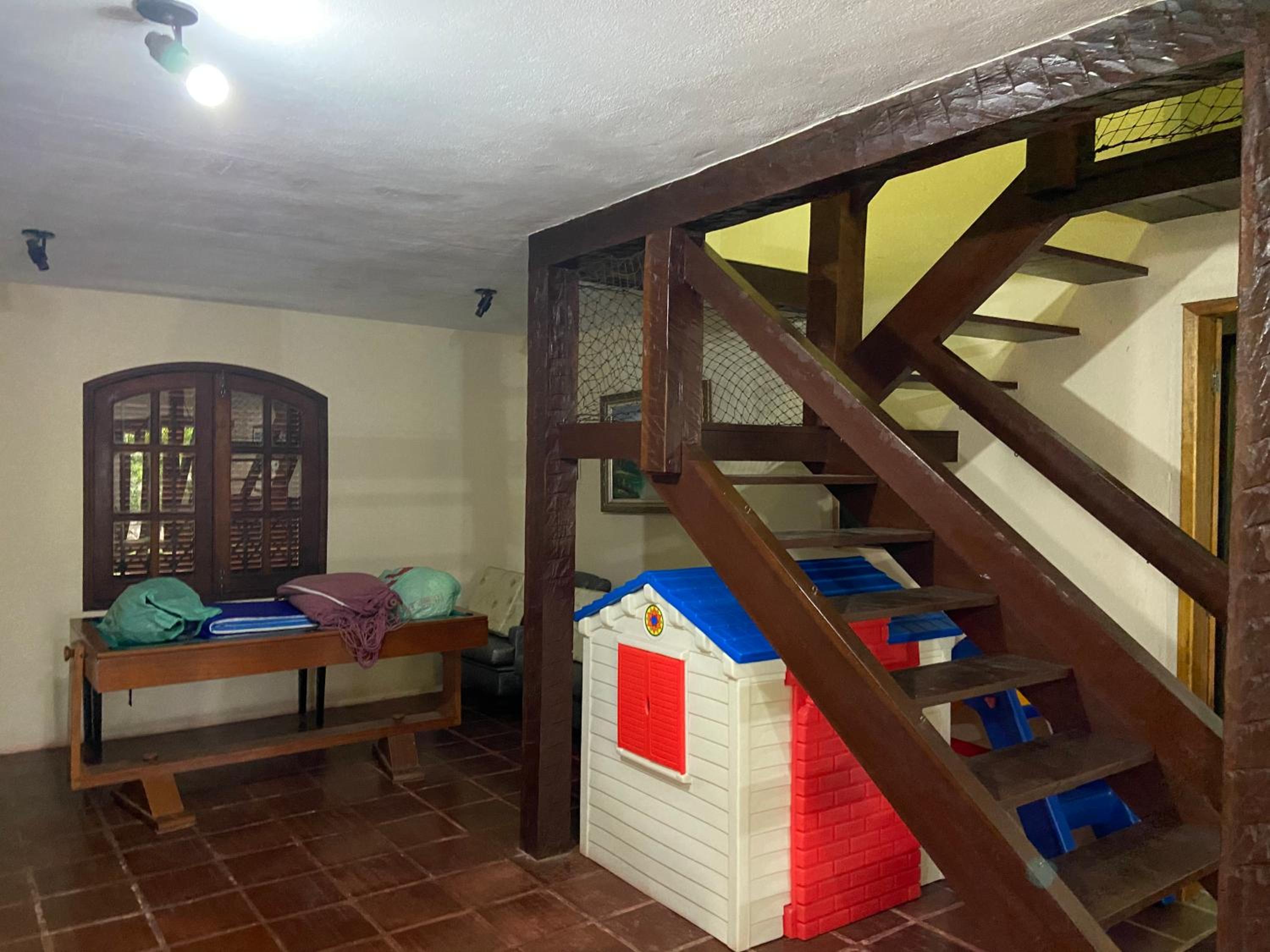 Casa de 5 suítes e piscina em Geribá