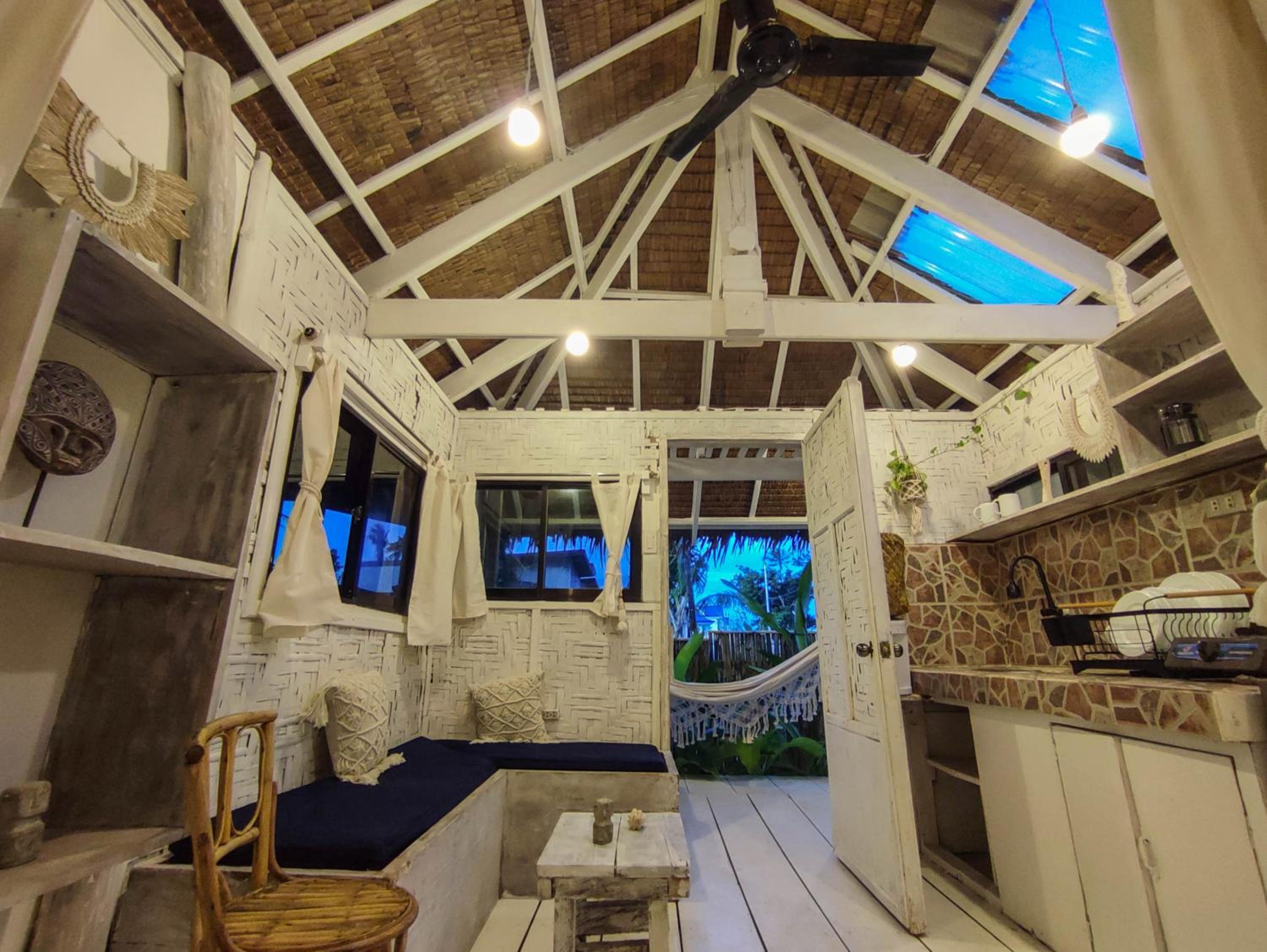 The Surf Shacks · Beach house, Aircon, Fast Wifi view 2