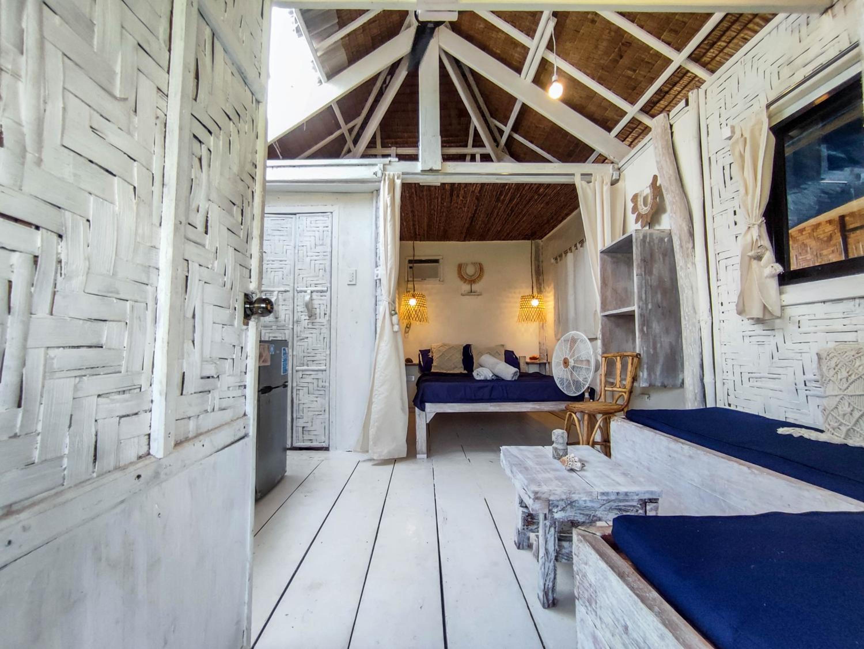 The Surf Shacks · Beach house, Aircon, Fast Wifi view 4