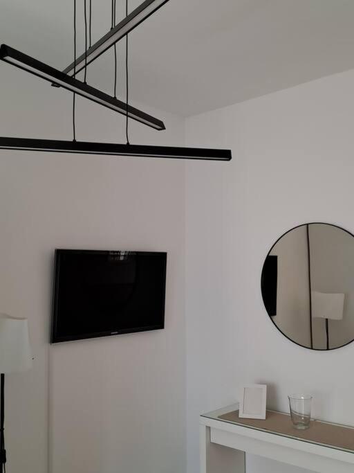 Re Sol en Menfi — hotel room