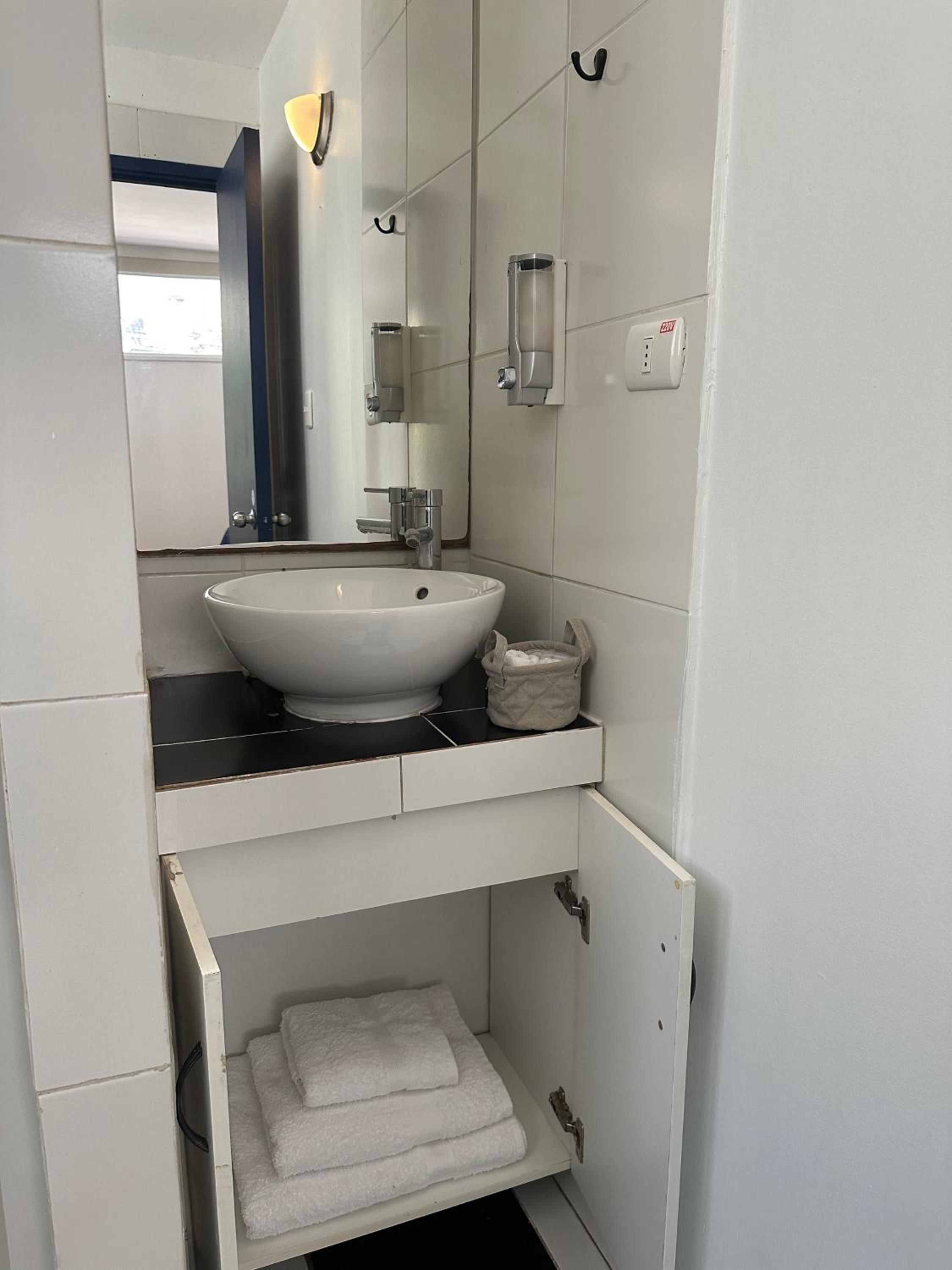 MAKTVB Europa - Hostal Boutique