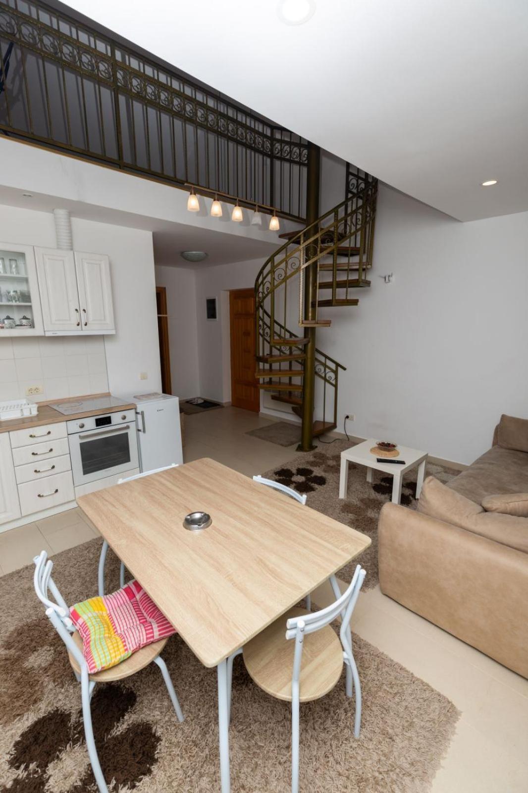 Apartman "Sunce" na Zovi