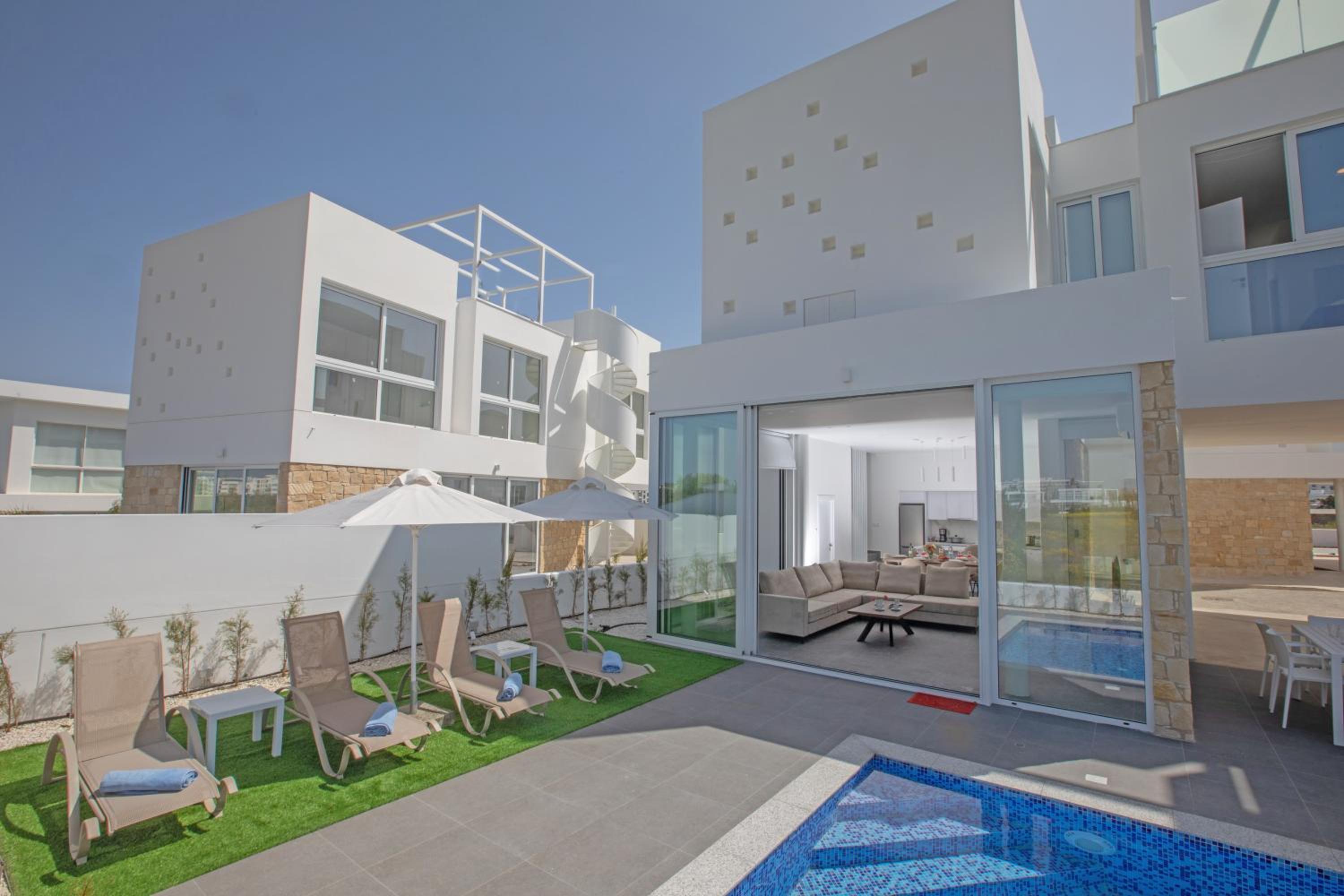 Vie Bleu Villas