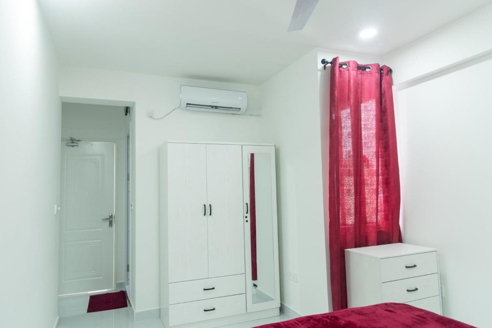 Resting View Maroon - One Bedroom Apartment, photo 12