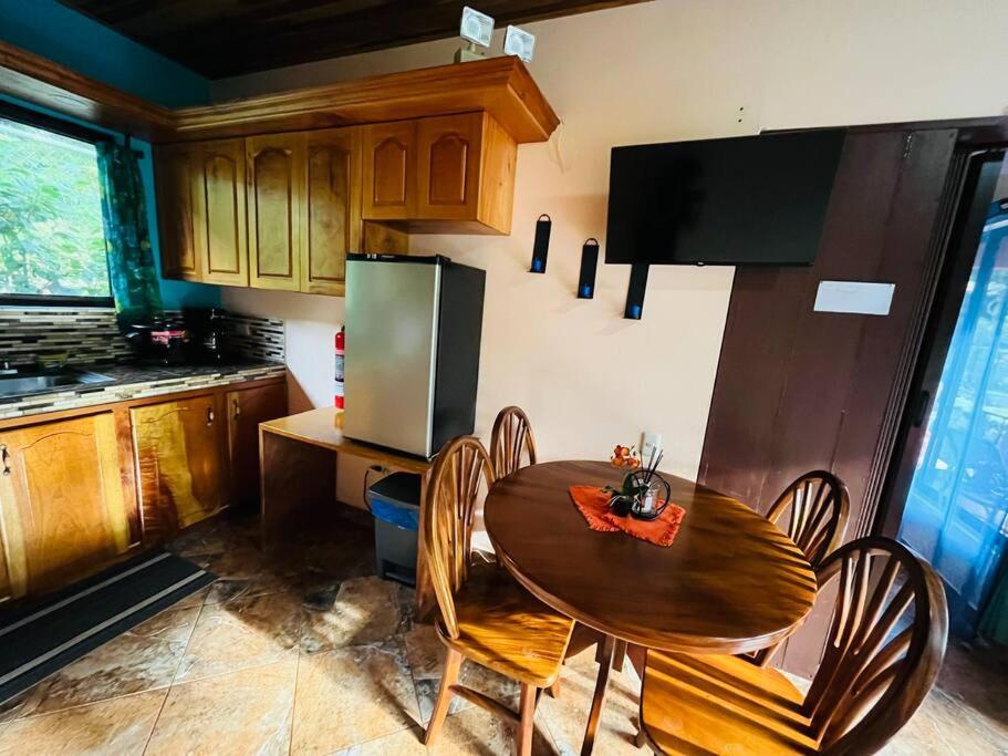 TucanTico Lodge - Monteverde