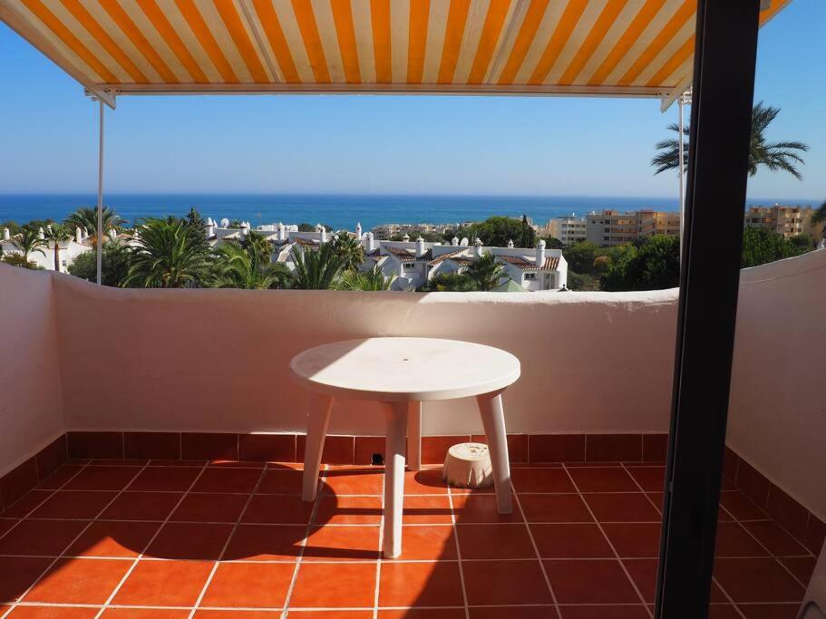 APARTAMENTO EN JARDINES DE CALAHONDA