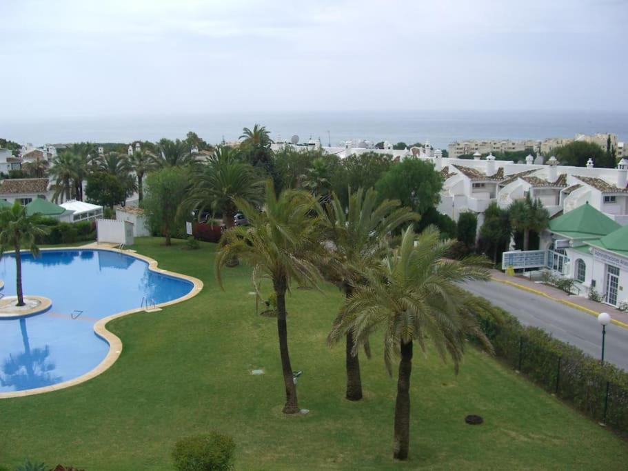 APARTAMENTO EN JARDINES DE CALAHONDA